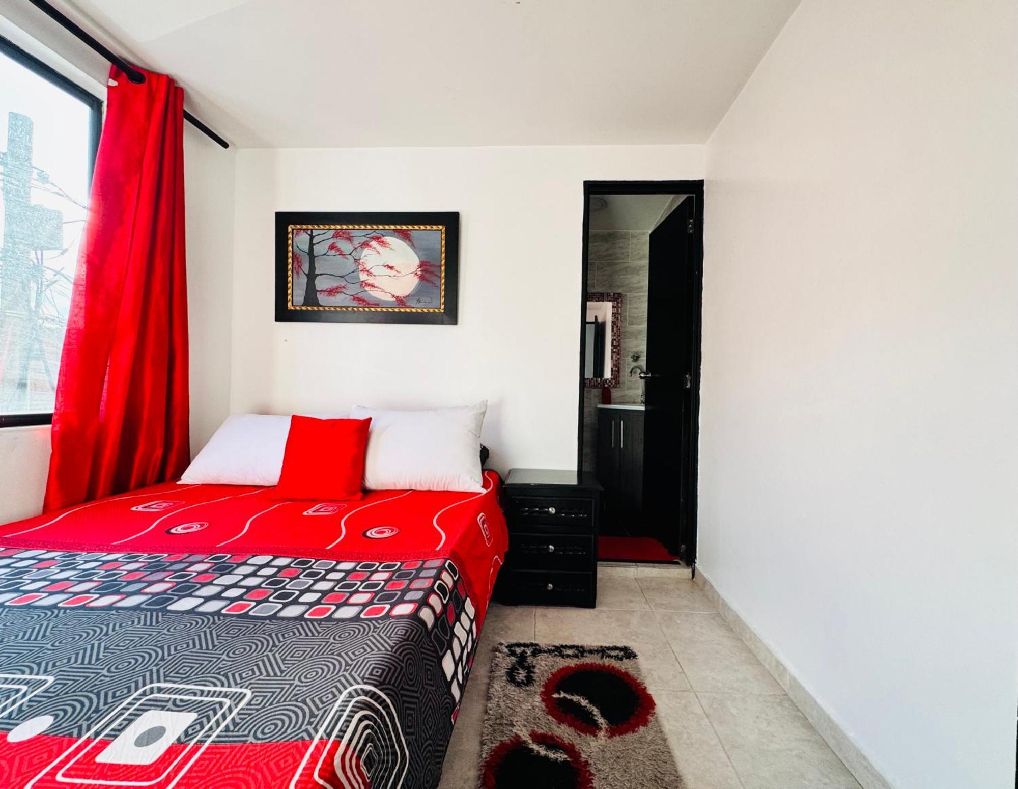Victory Apartments: Cozy With Wi-fi & Shared Terrace In Apartment Medellin