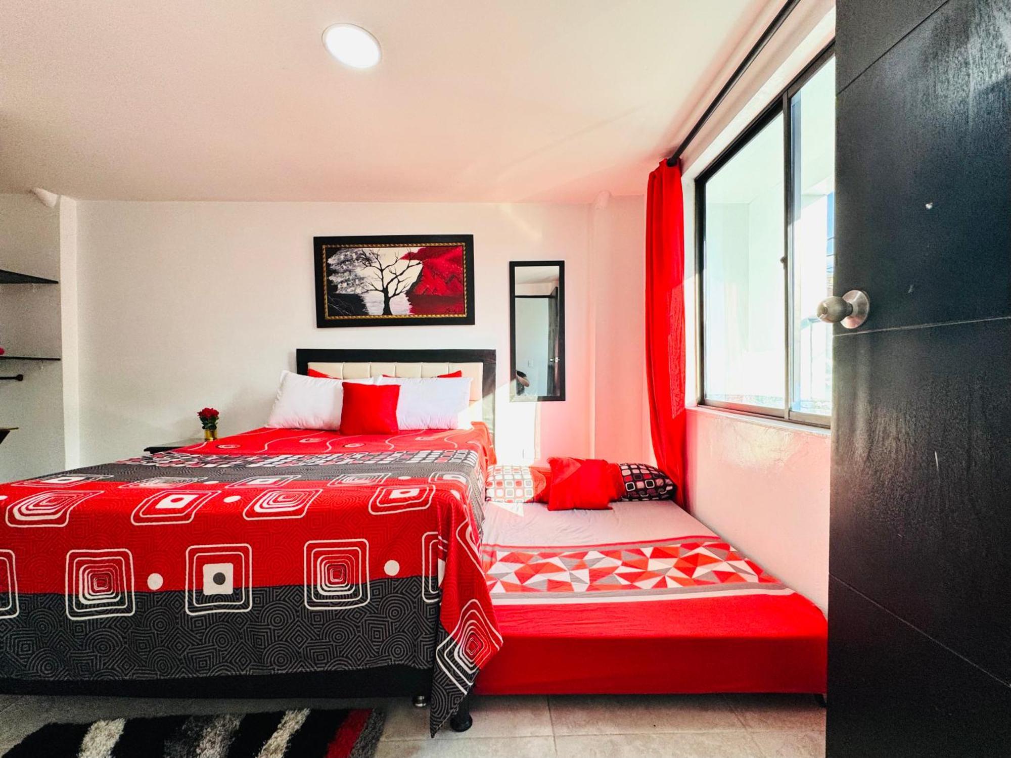 Apartment Victory Apartments: Cozy With Wi-fi & Shared Terrace In *