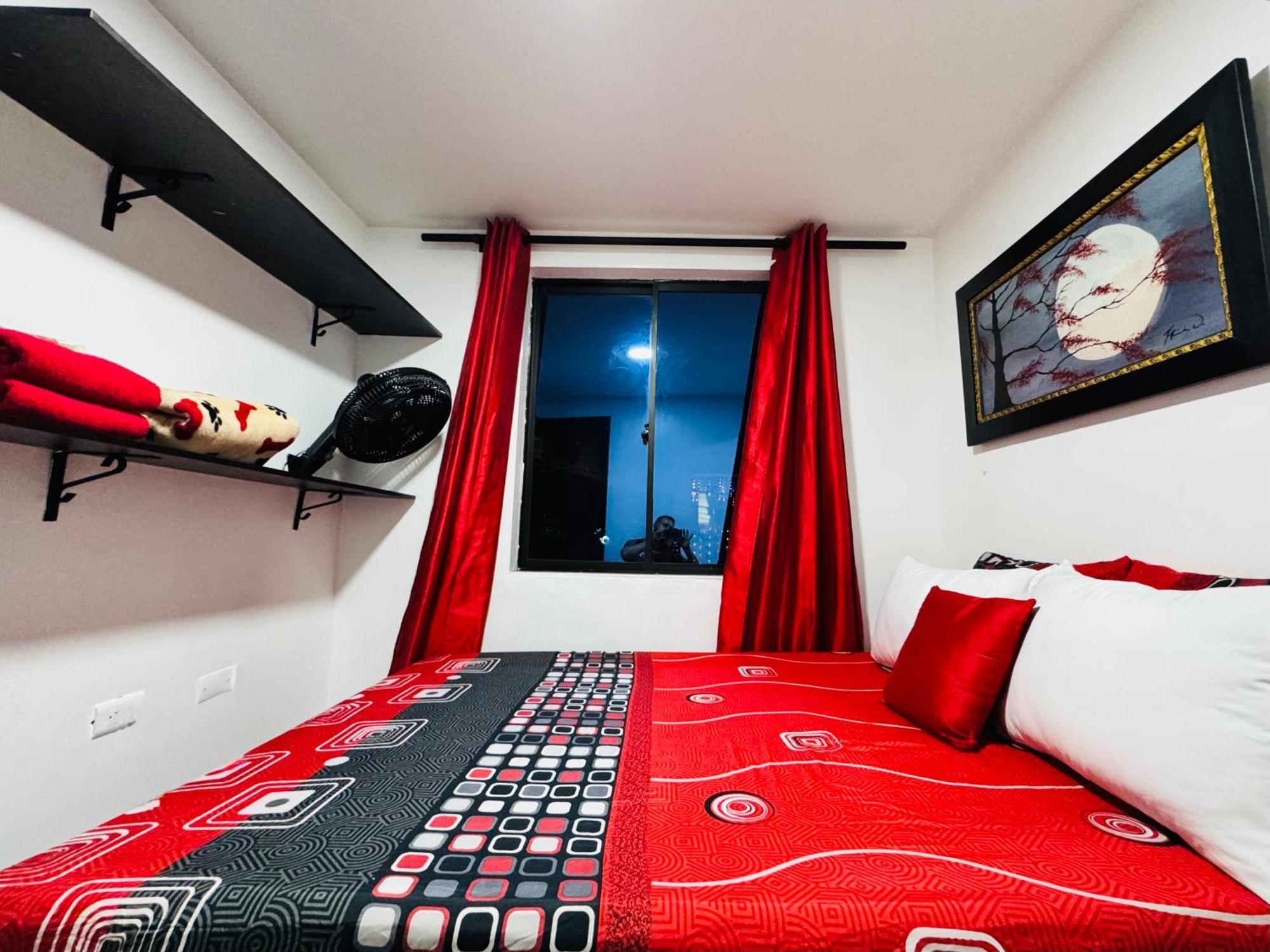 Victory Apartments: Cozy With Wi-fi & Shared Terrace In Apartment *