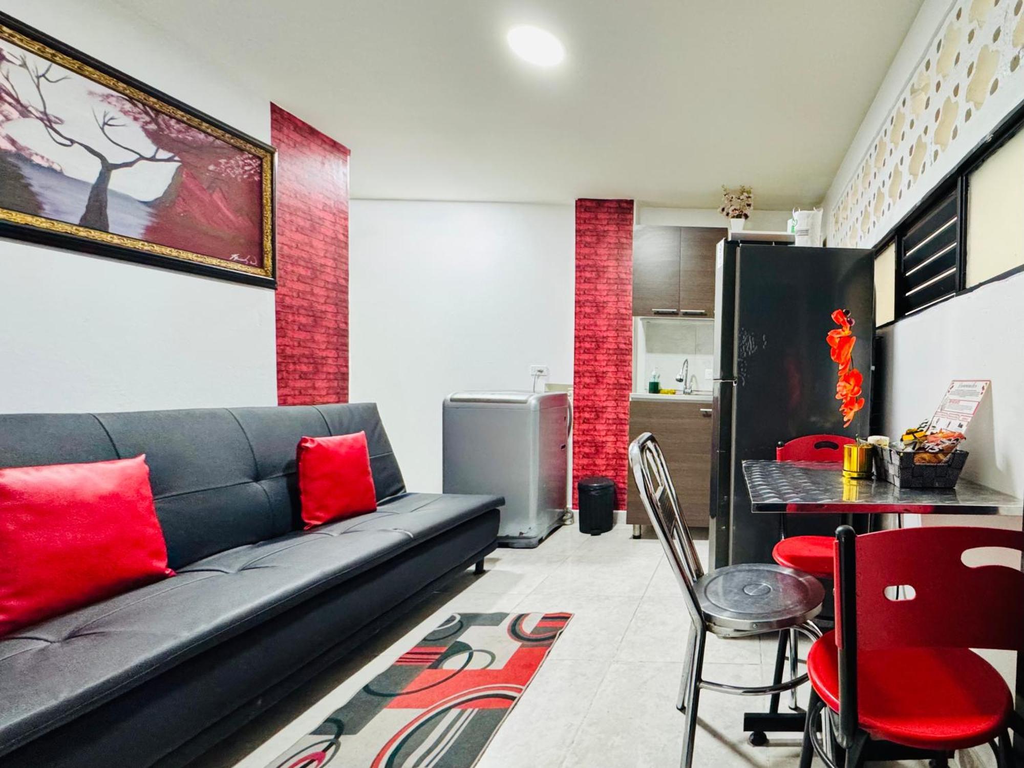 Apartment Victory Apartments: Cozy With Wi-fi & Shared Terrace In