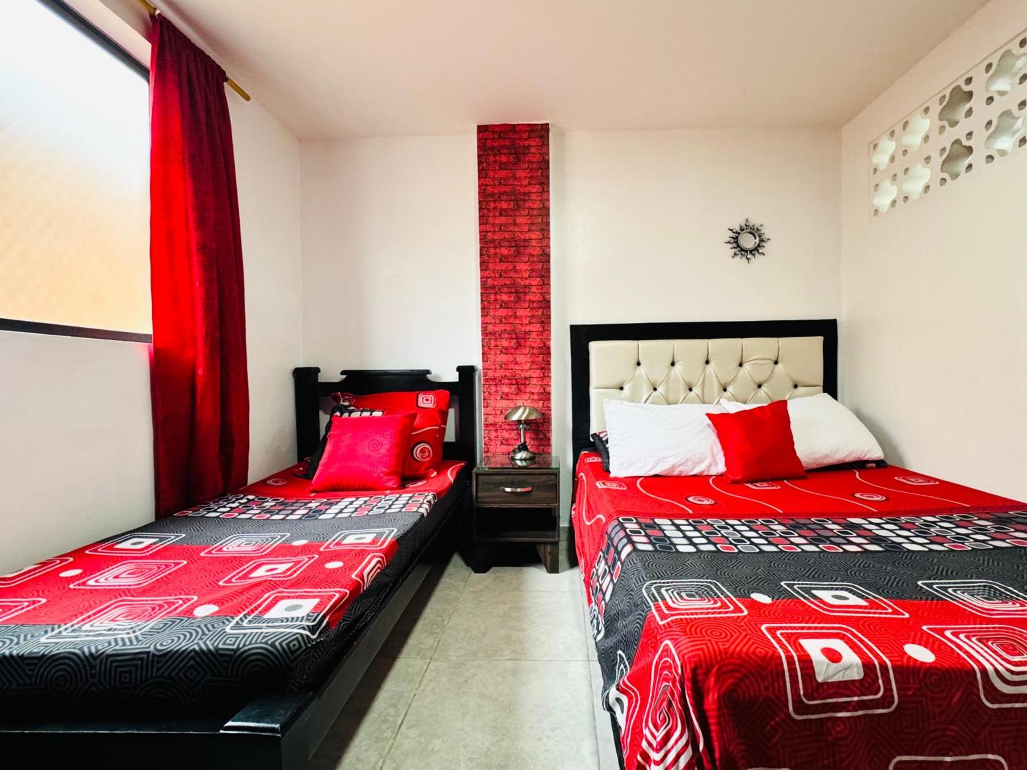 Apartment Victory Apartments: Cozy With Wi-fi & Shared Terrace In *