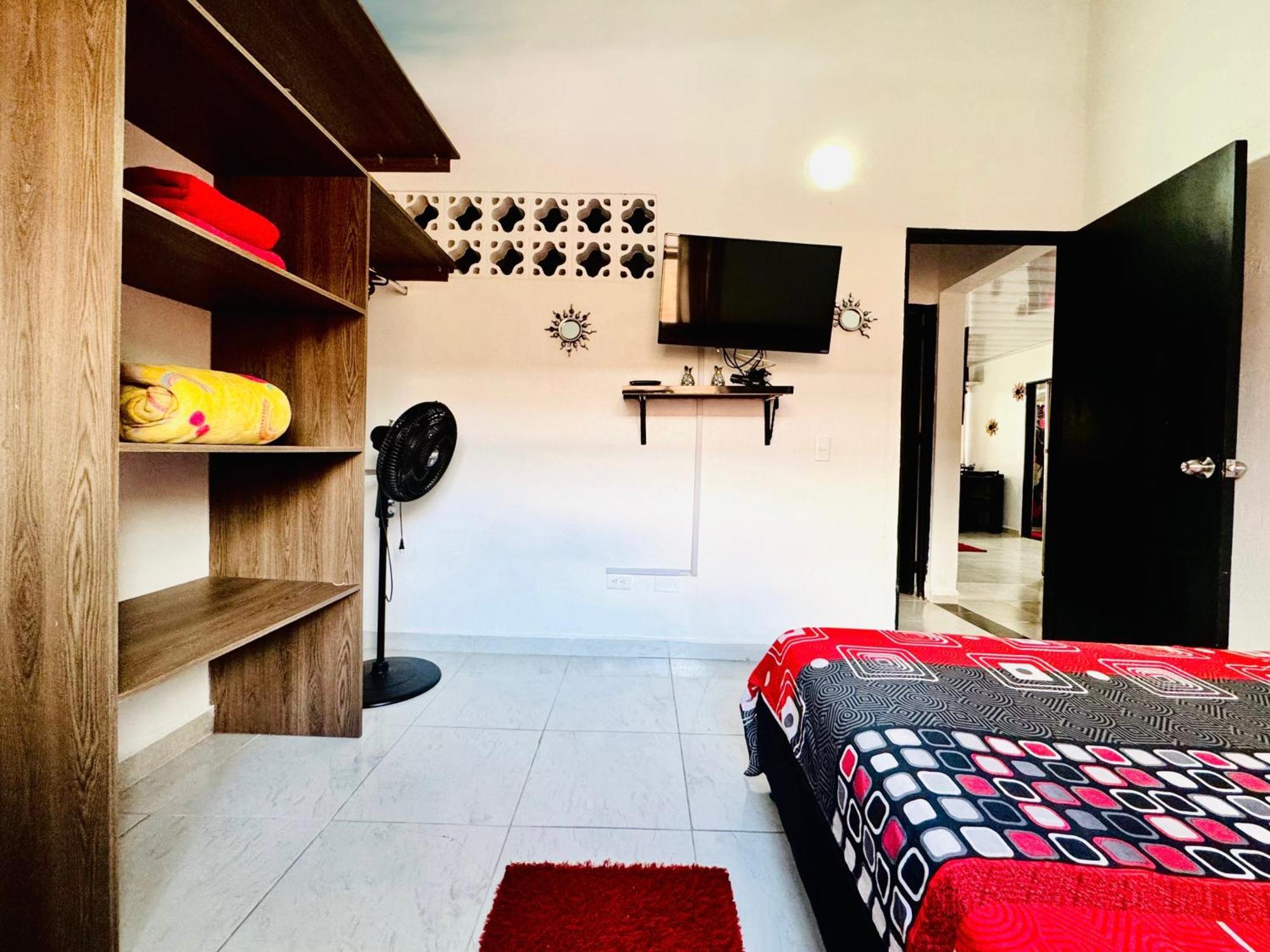 Victory Apartments: Cozy With Wi-fi & Shared Terrace In Apartment