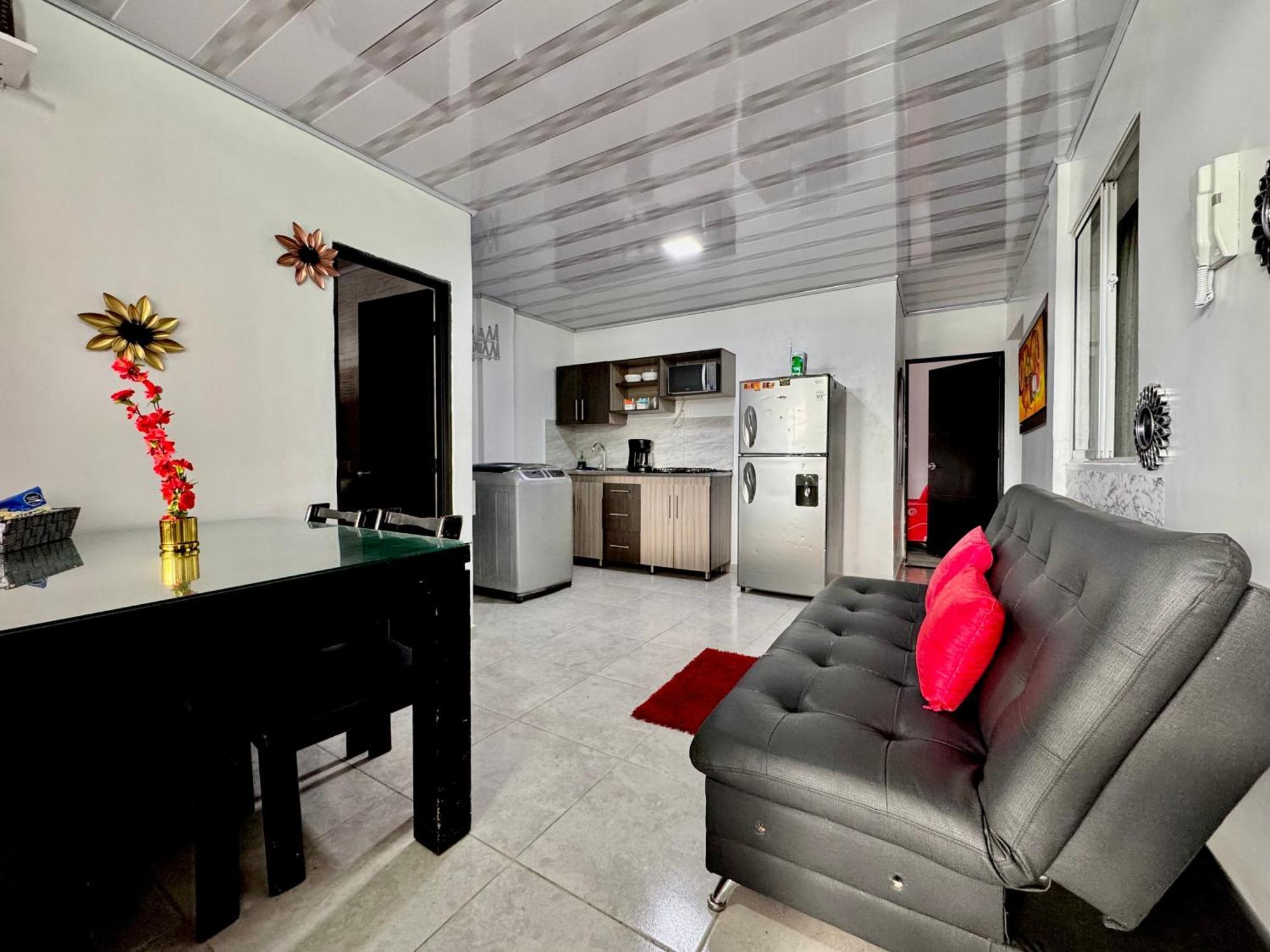 Victory Apartments: Cozy With Wi-fi & Shared Terrace In * Medellin