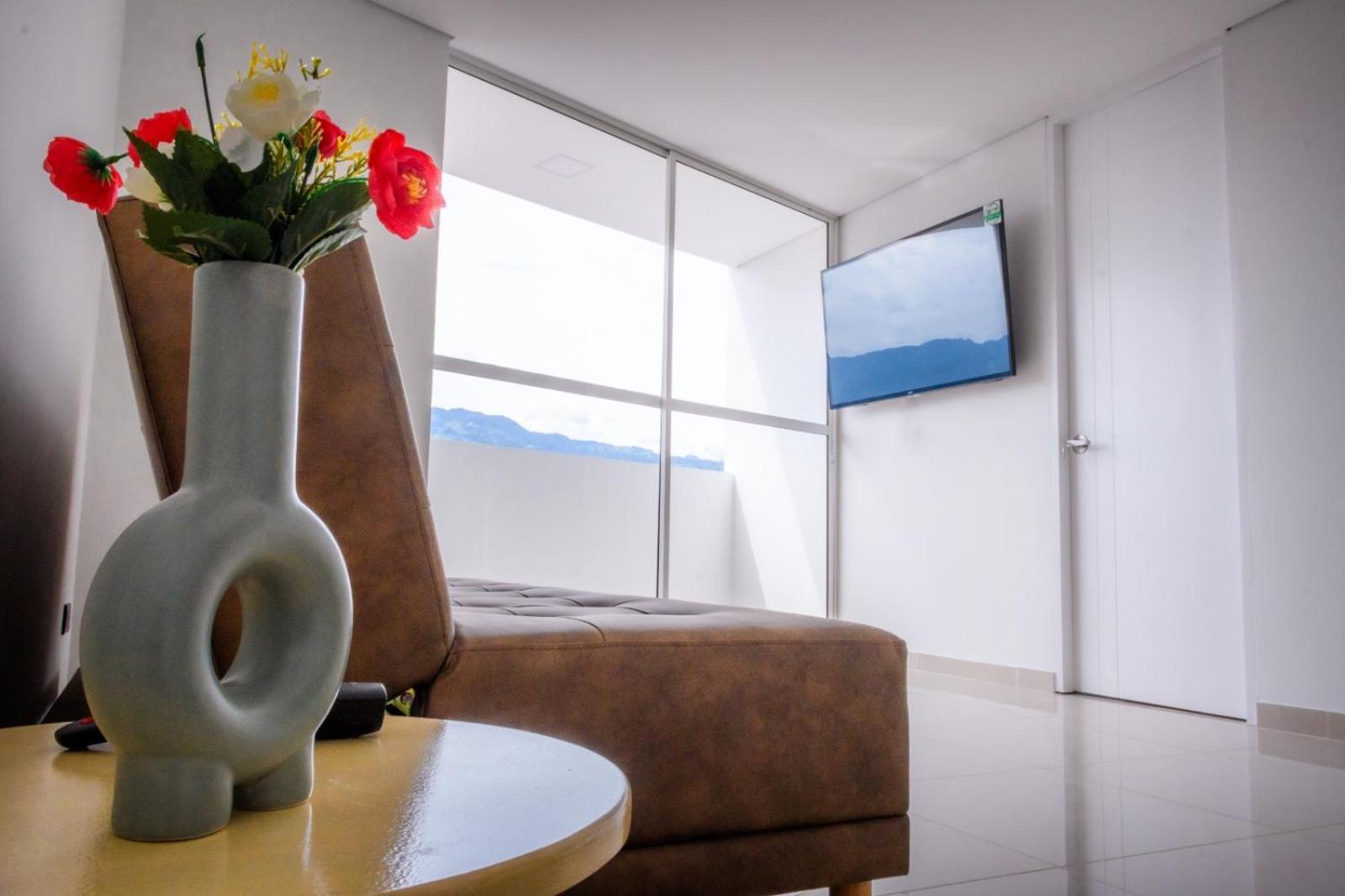 Apartahotel La Perla De Prado Totalmente Nuevo Medellín