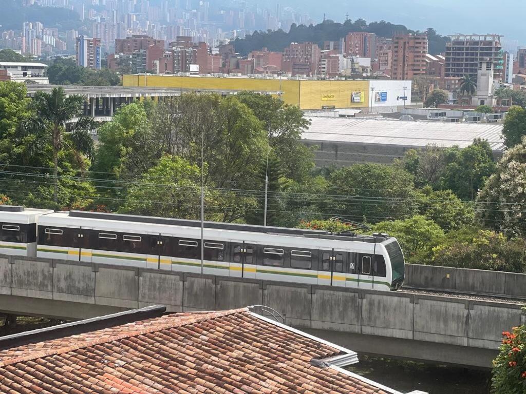 Luxurious In Laureles Estadio * Medellin