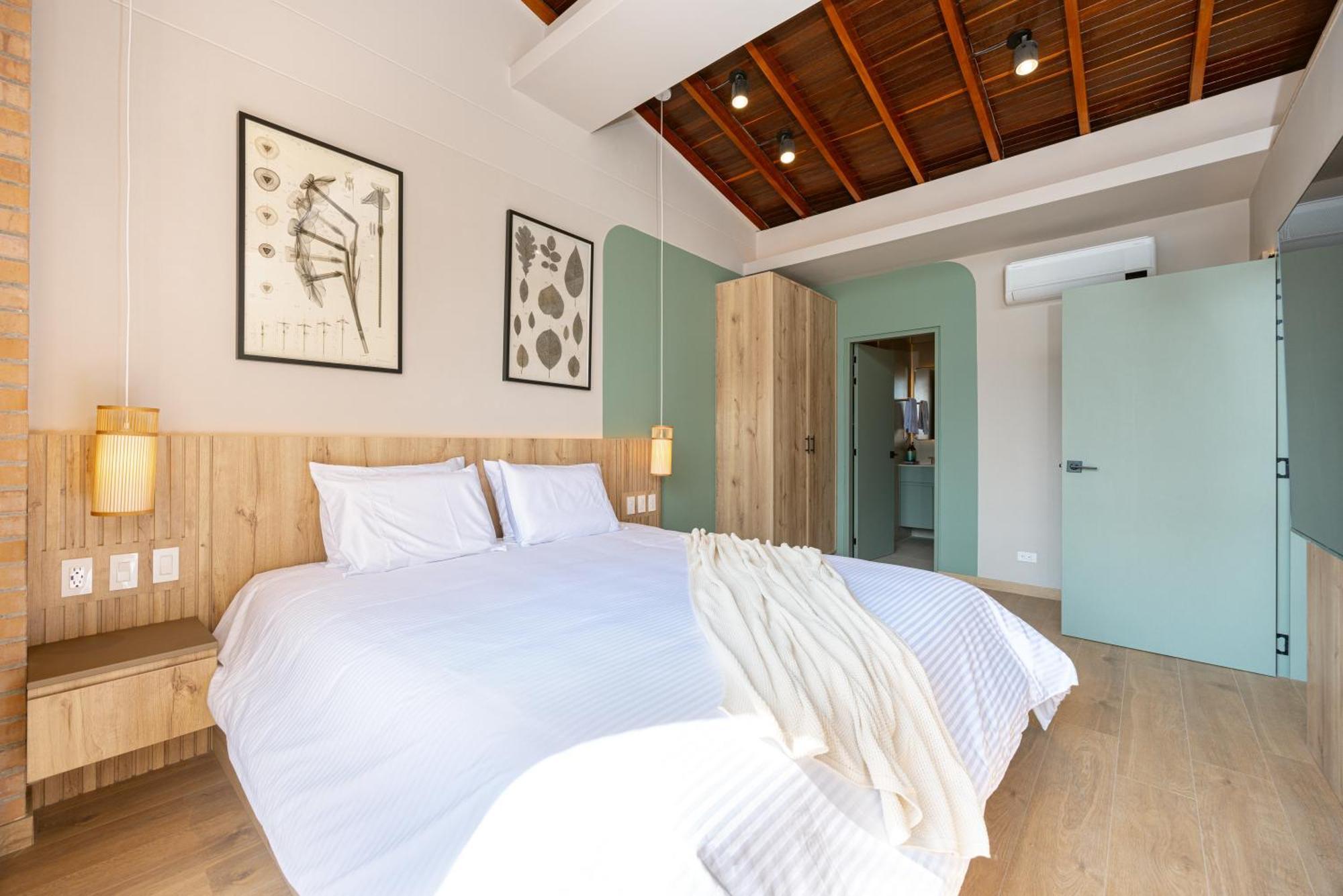 Stratasix Aparthotel Medellin