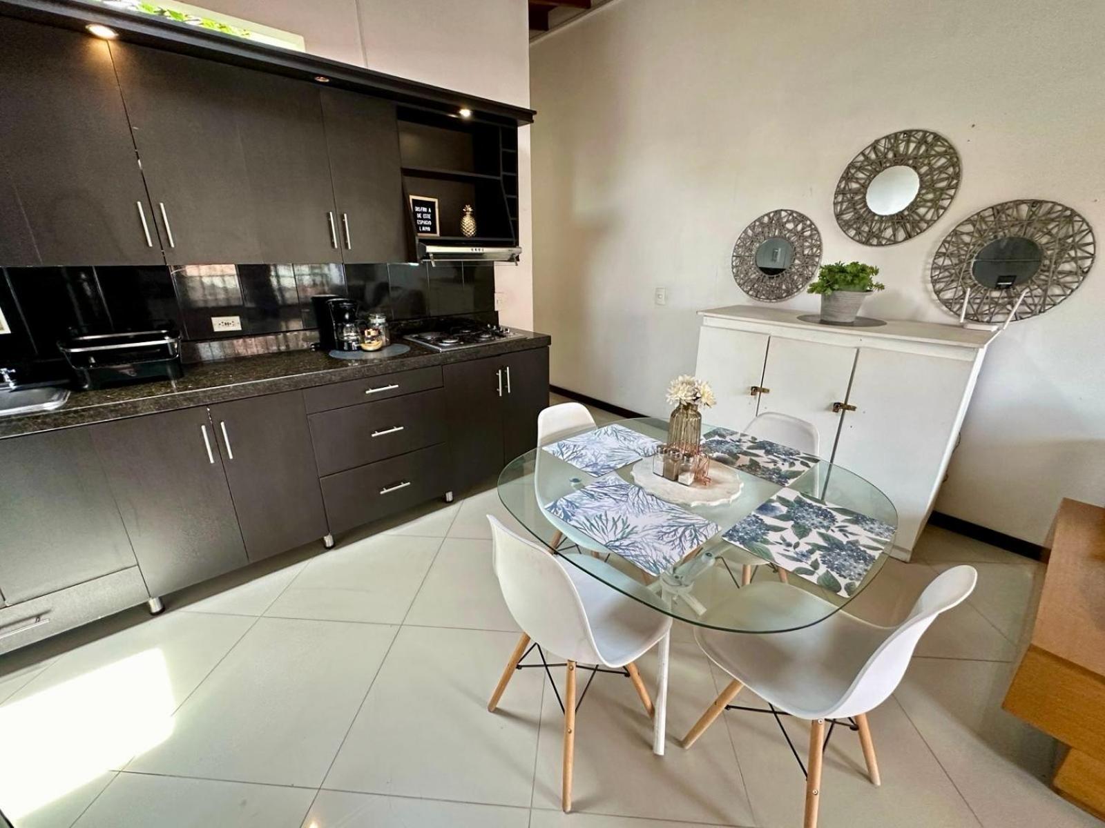 Homestay Tranquilo - - Laureles, Estadio Medellin
