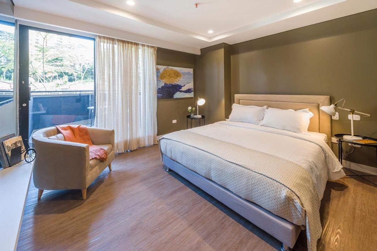 Stylish With Private Views In 310 Apartment Medellin
