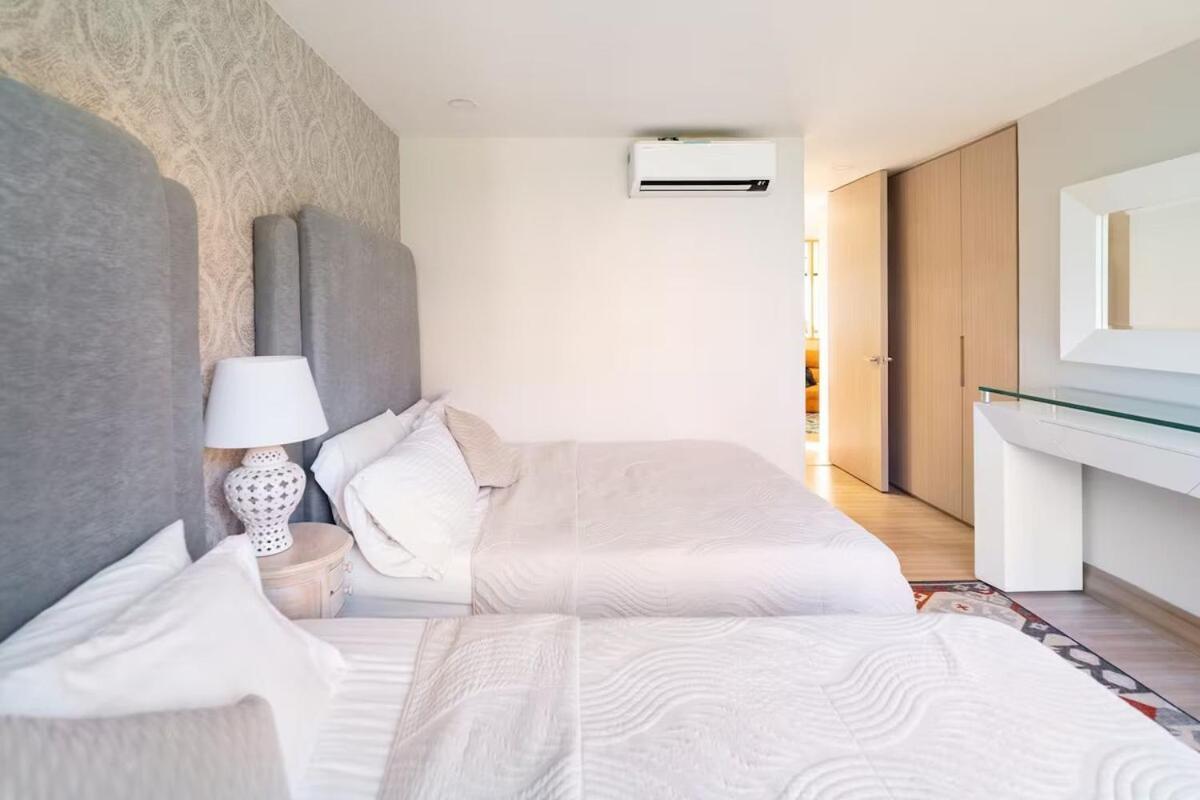 Amazing Ph In Poblado 5bd & Heated Pool! Apartment *