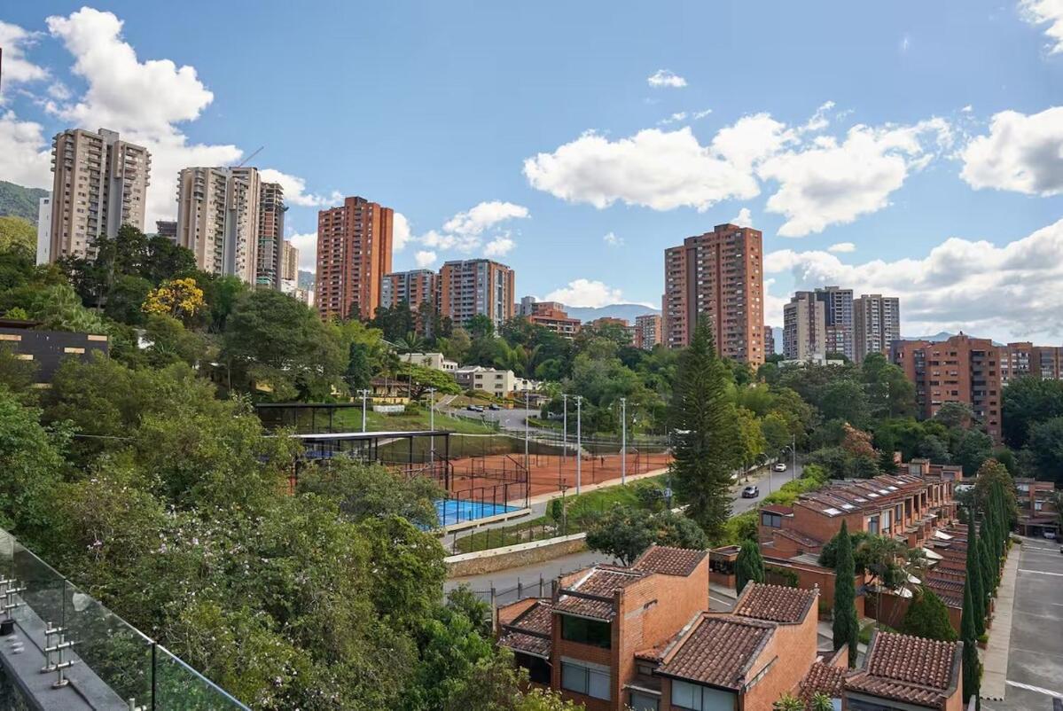 Amazing Ph In Poblado 5bd & Heated Pool! * Medellin