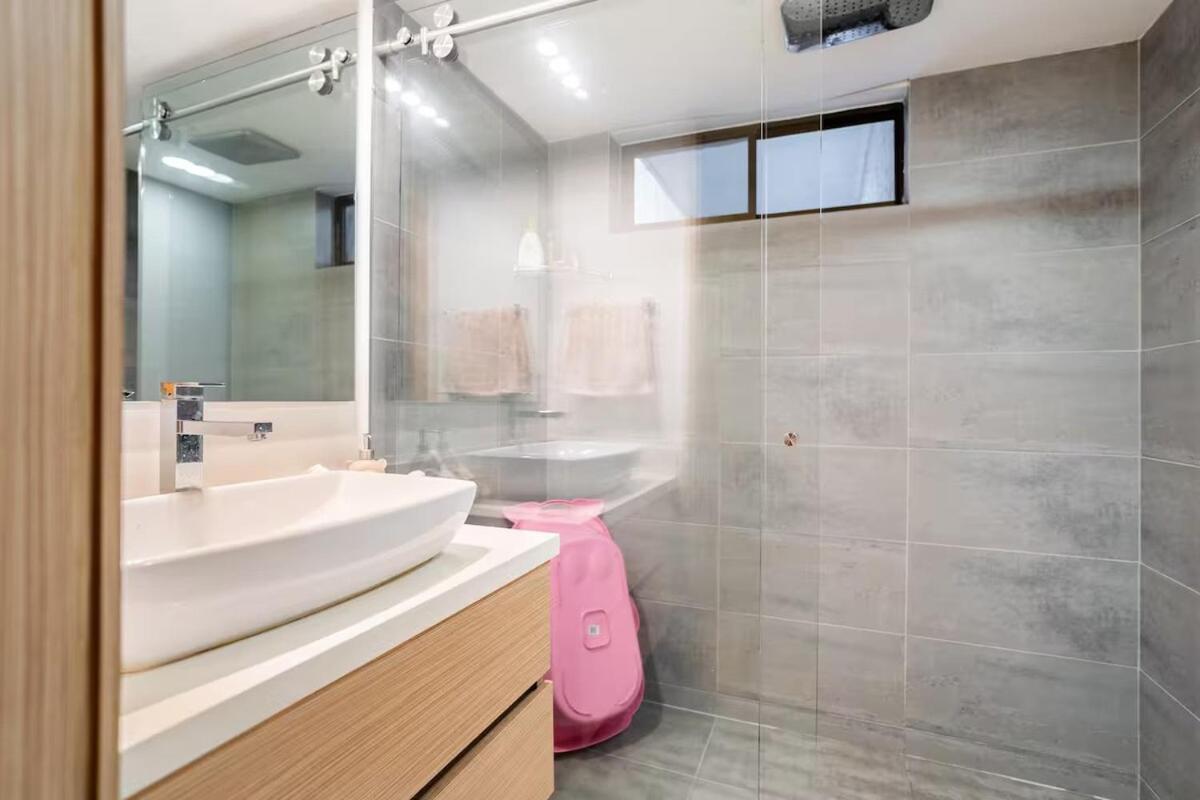 Apartment Amazing Ph In Poblado 5bd & Heated Pool!