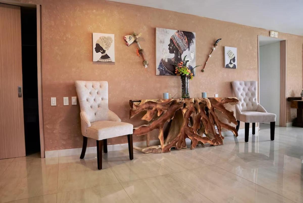 Amazing Ph In Poblado 5bd & Heated Pool! *