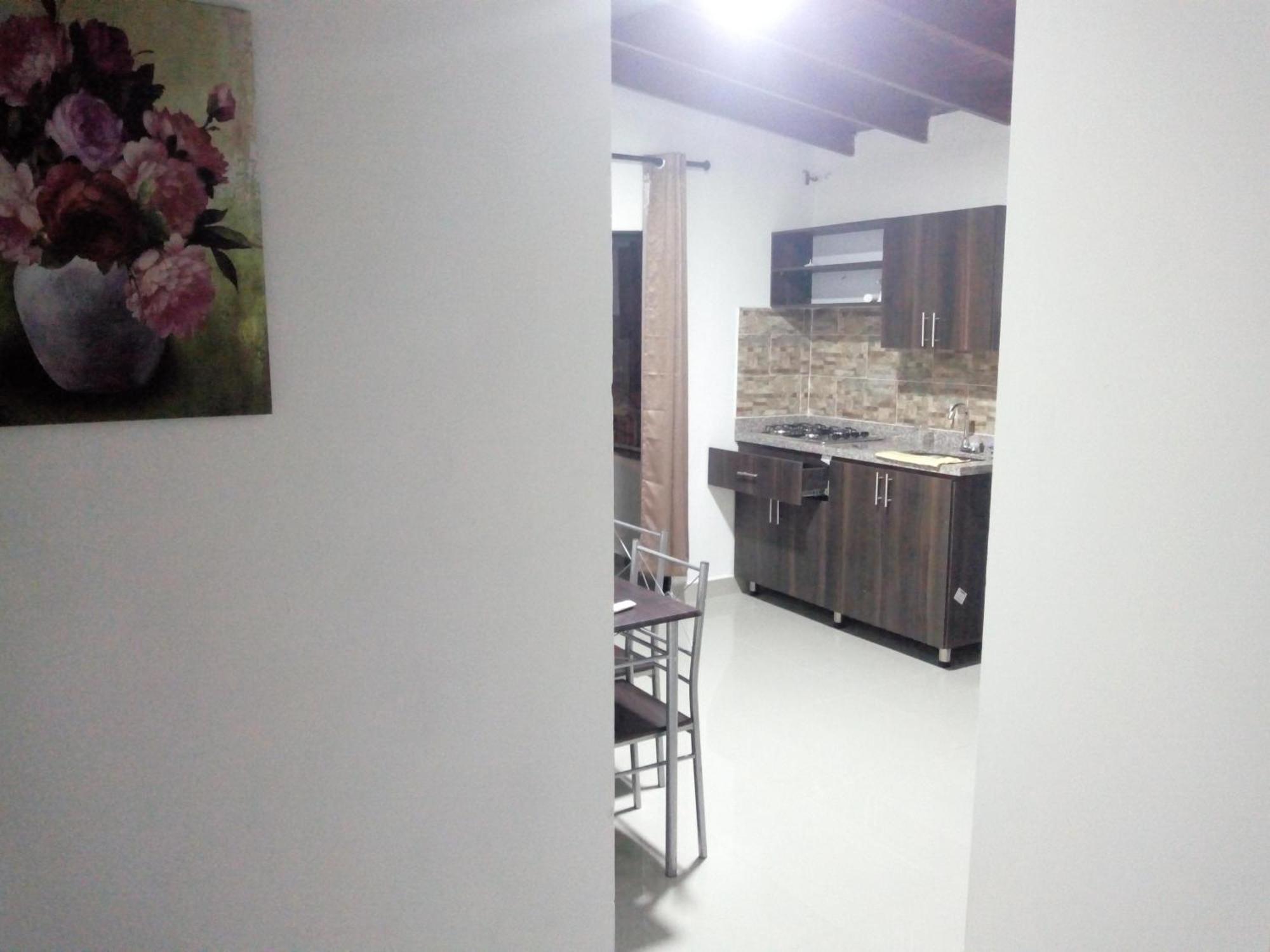 S32 Con Balcon En Laureles Estadio Apartment