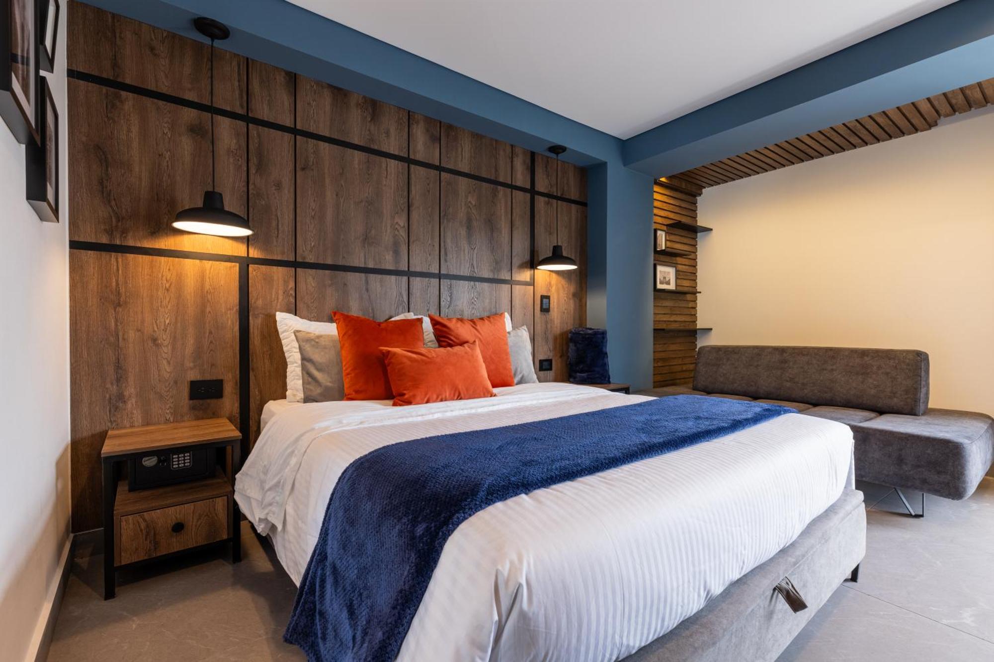 The Zoho Livin Hotel 4*