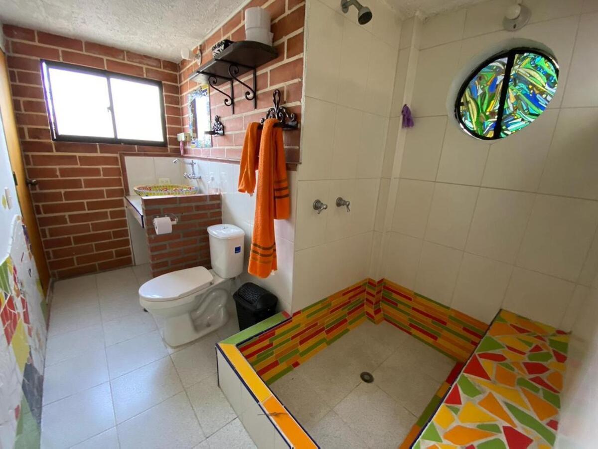 En Casa Ithaca En Floresta - Santa Lucia Medellin