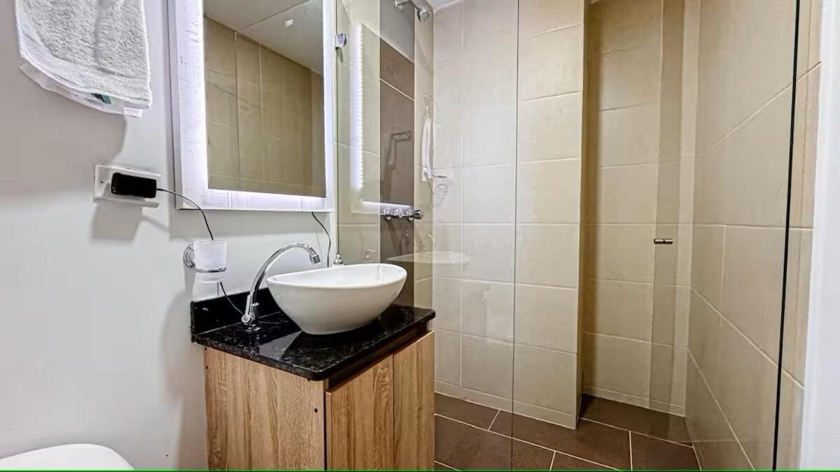 Apartment De Lujo-parking-15 Minutes Provence Medellin