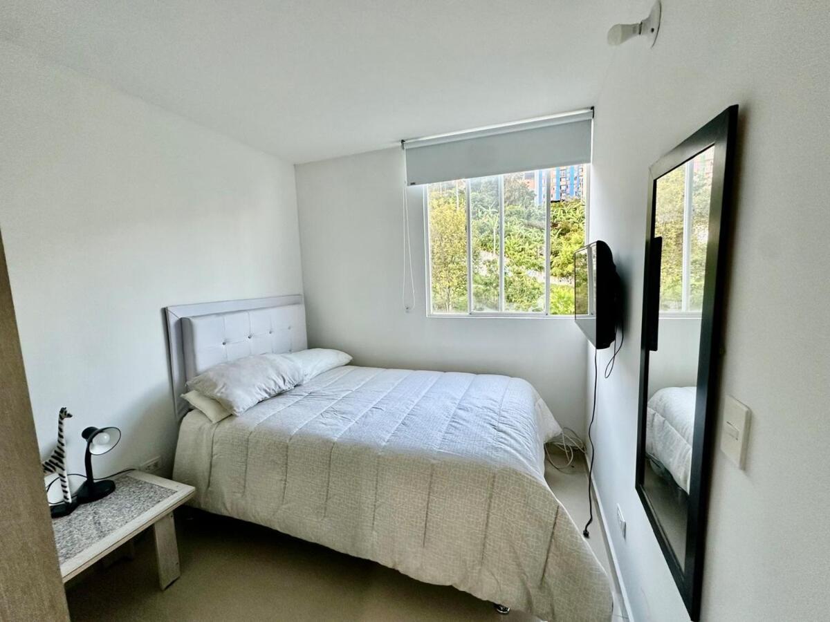 Medellin, Suramericana Apartment *