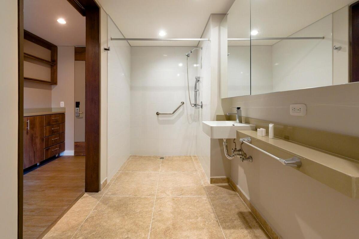 Apartment Elegant Space In El Tesoro Recharge In Comfort 308