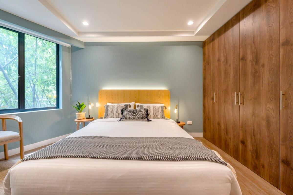 Apartment Vibrant Space- Explore Wonders In El Tesoro 313
