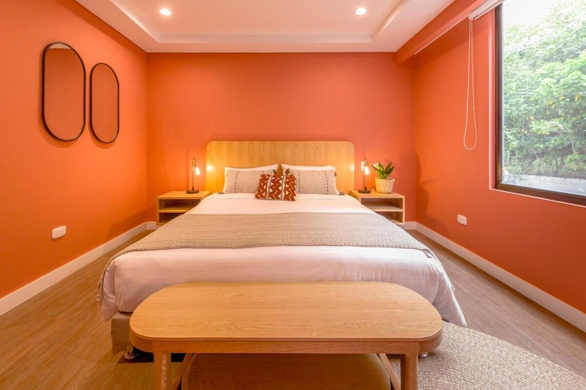 Modern Elegance Just Steps From El Tesoro 306 Apartment
