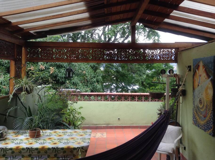 Apartamento-galeria De Arte Cielo Y Tierra Apartment