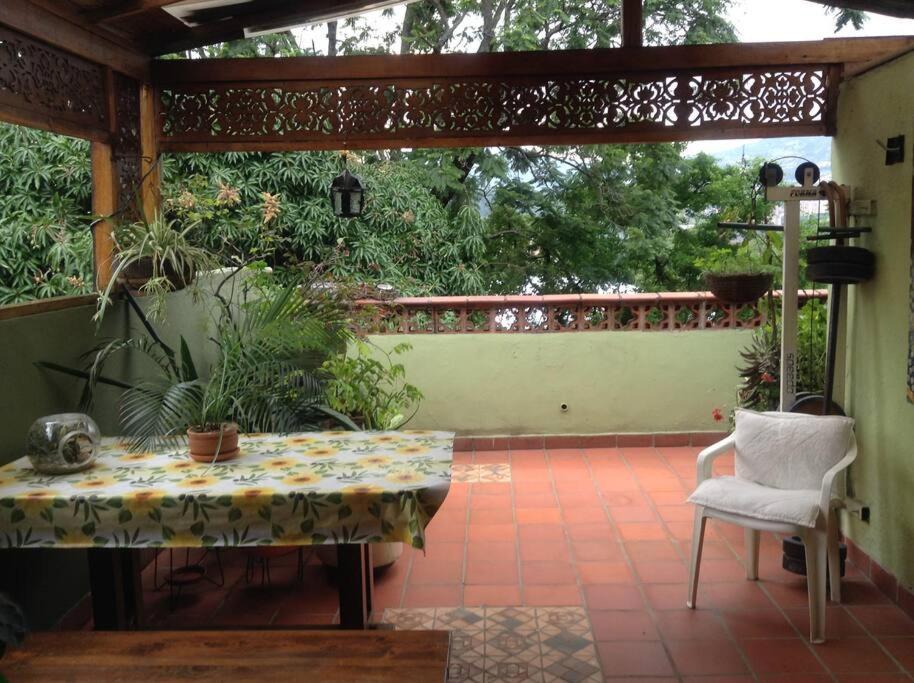 Apartamento-galeria De Arte Cielo Y Tierra Apartment