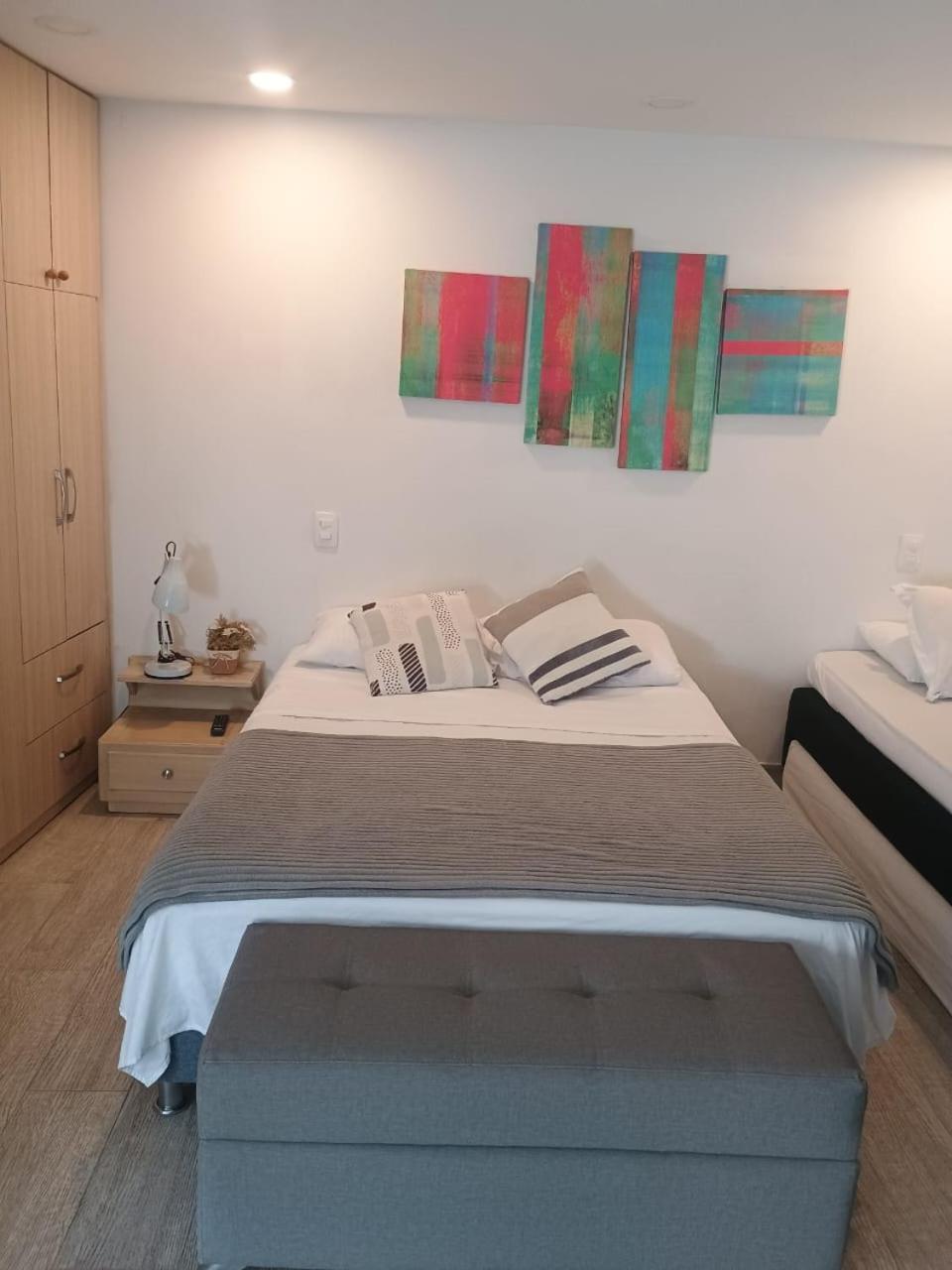 1 A 5 Personas Apartasuite Poblado 809 Apartment Medellin