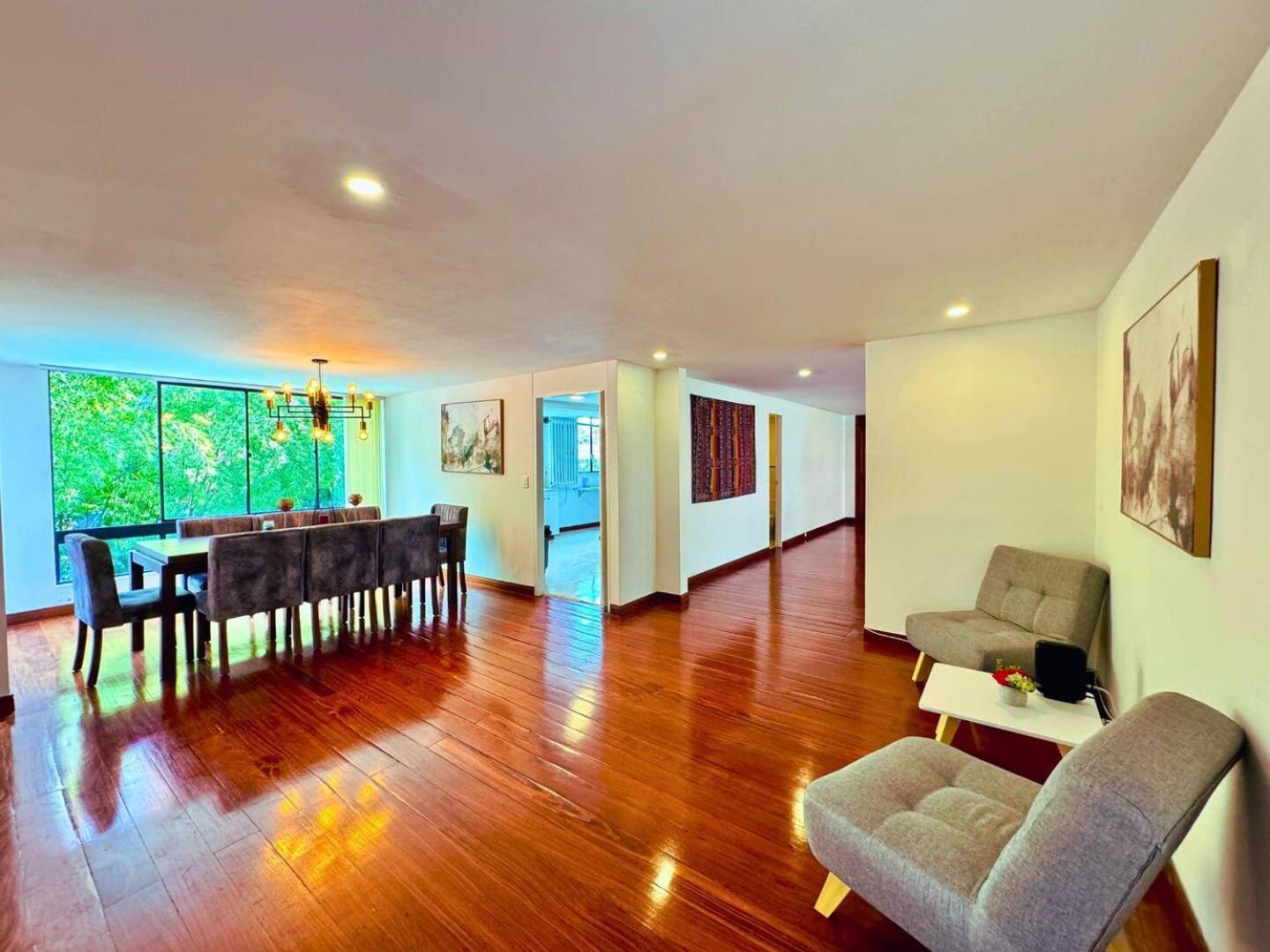 5br 2,497 Sqft Pool By El Tesoro Mall *