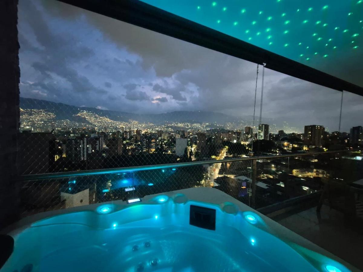 Laureles 11th Floor, Jacuzzi And Ac Medellin