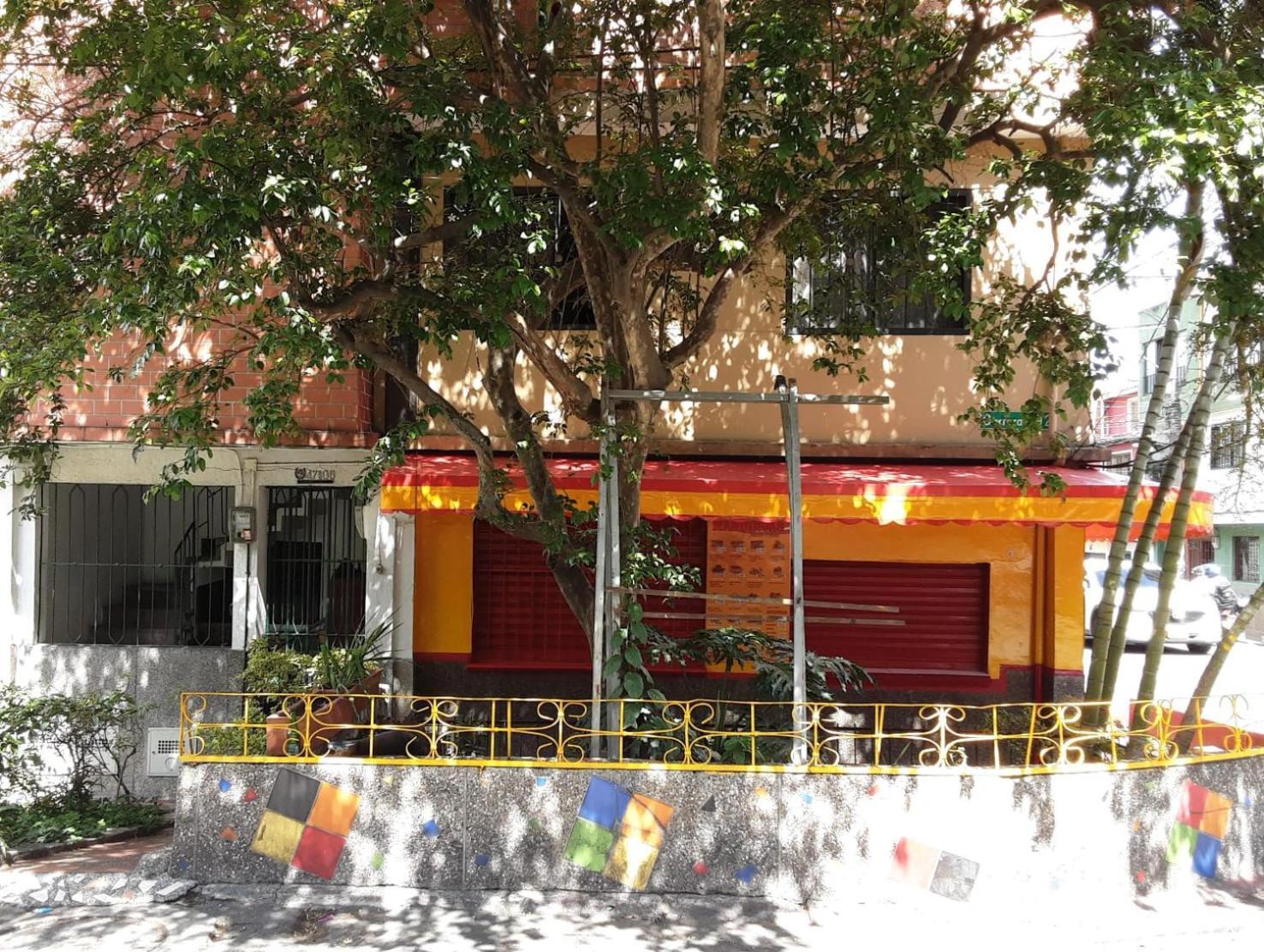En Casa Ithaca En Floresta - Santa Lucia * Medellin