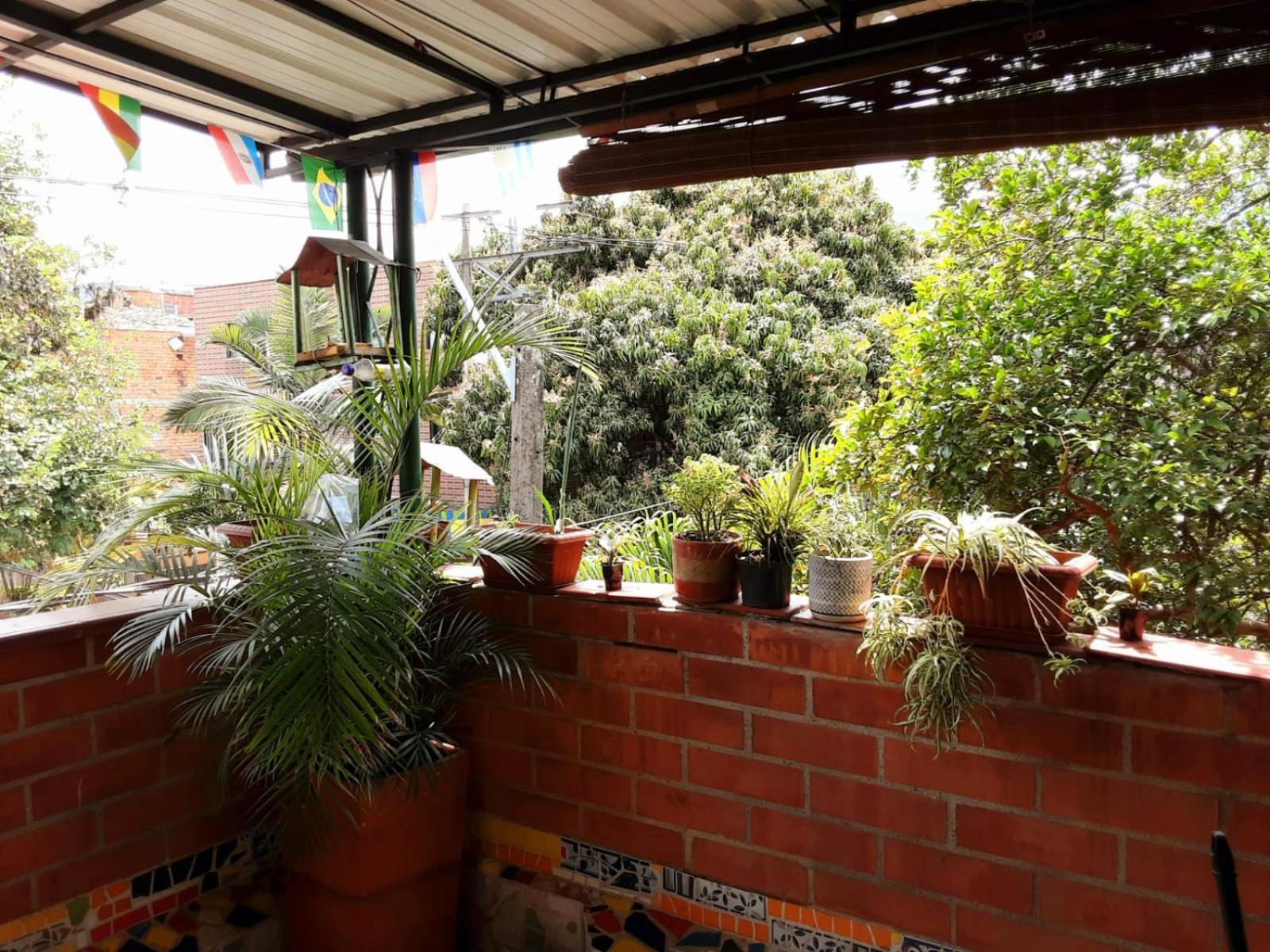Apartment En Casa Ithaca En Floresta - Santa Lucia Medellin
