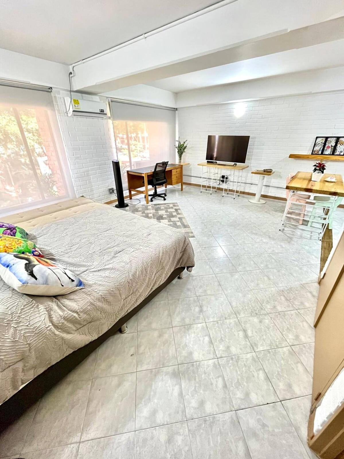 Cozy Loft At Parque Del Poblado, Medellin