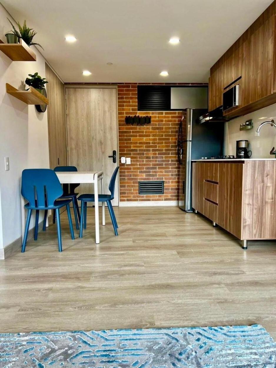 Apartment 1 Bed W Ac In Laureles Medellin