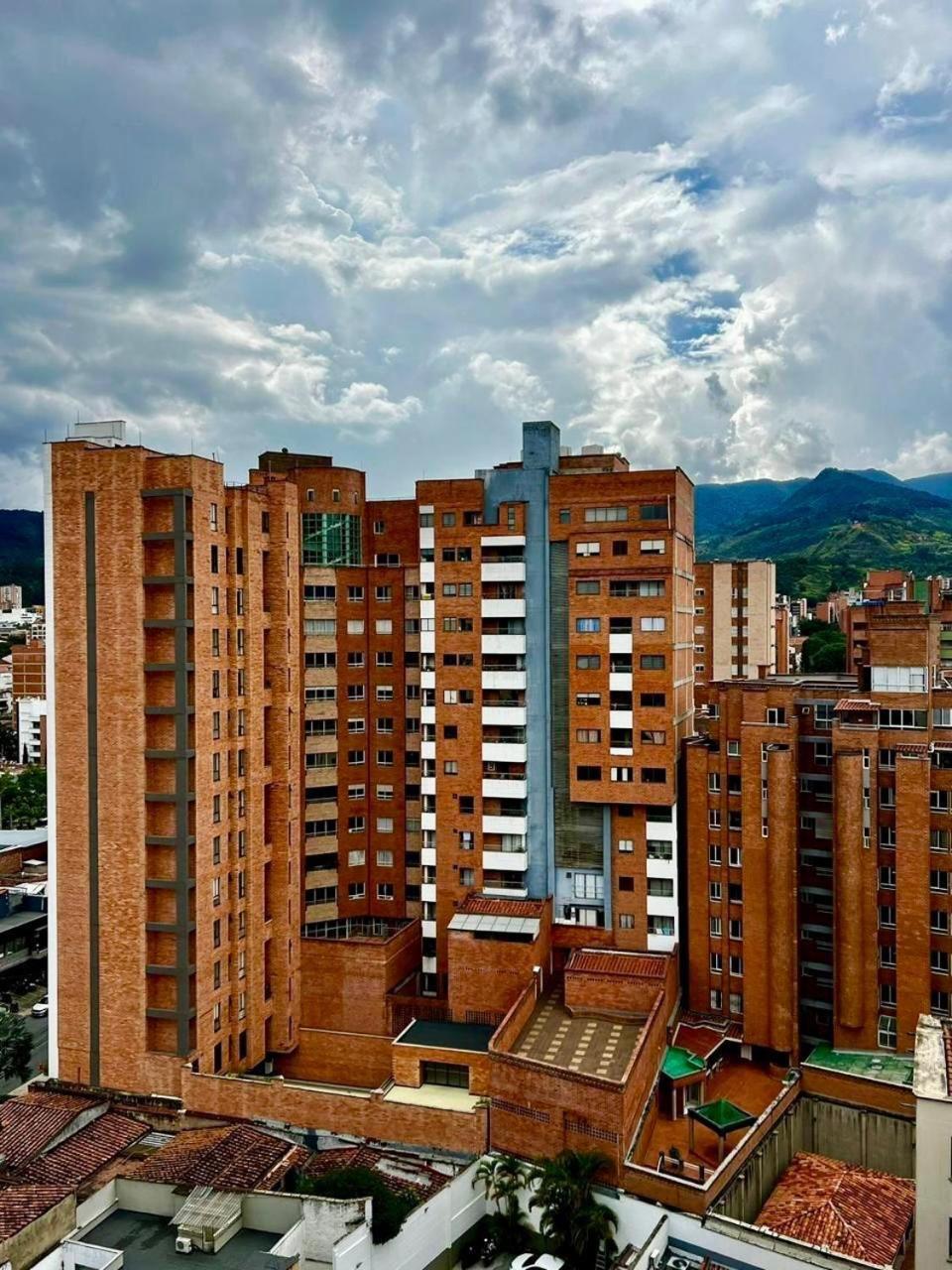 1 Bed W Ac In Laureles Medellin