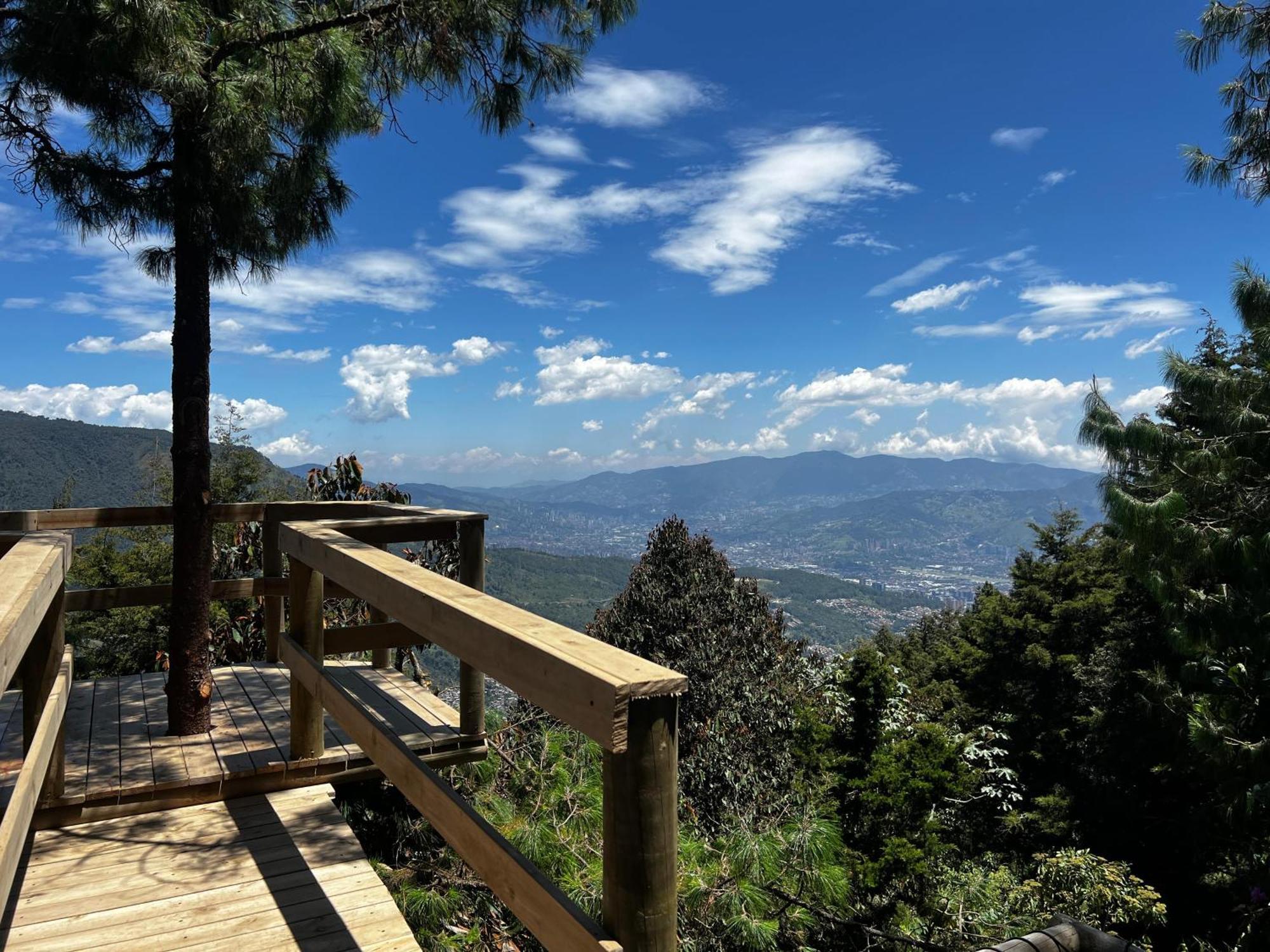 Glamping, Jacuzzi, Malla Catamaran Y Desayuno En Santa Elena Campo de lujo