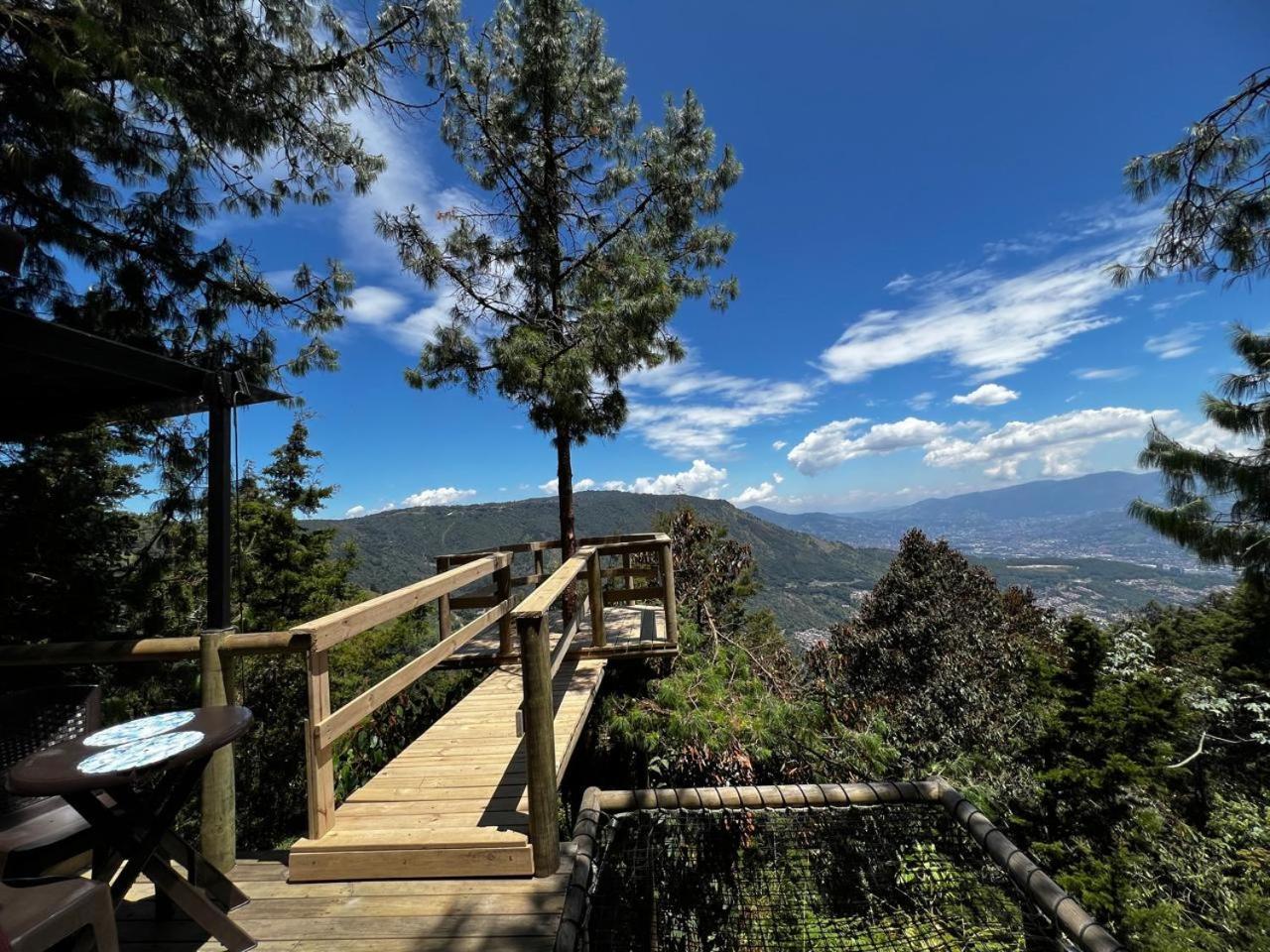 Campo de lujo Glamping, Jacuzzi, Malla Catamaran Y Desayuno En Santa Elena