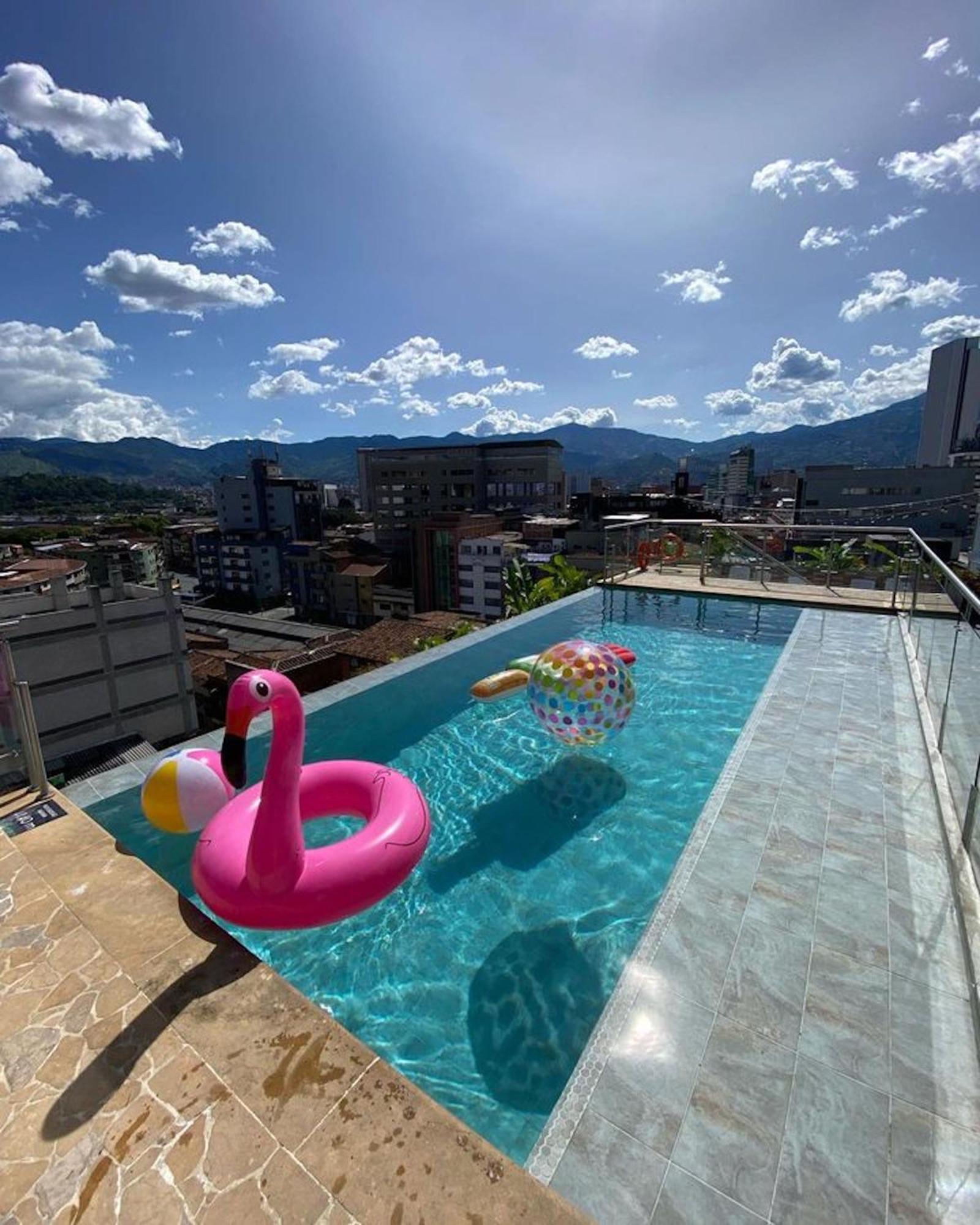 Aparthotel Con Piscina Medellin