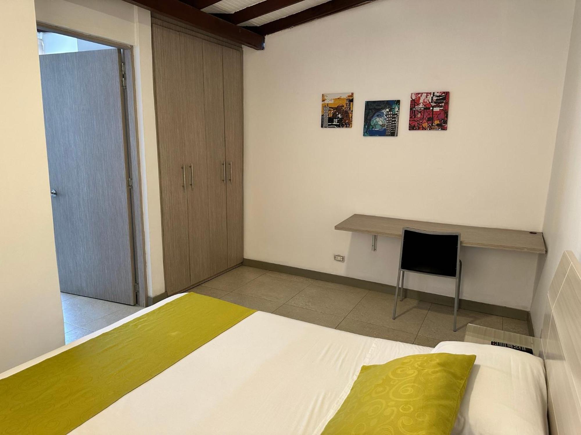 Apartment Amoblados Estadio Medellin
