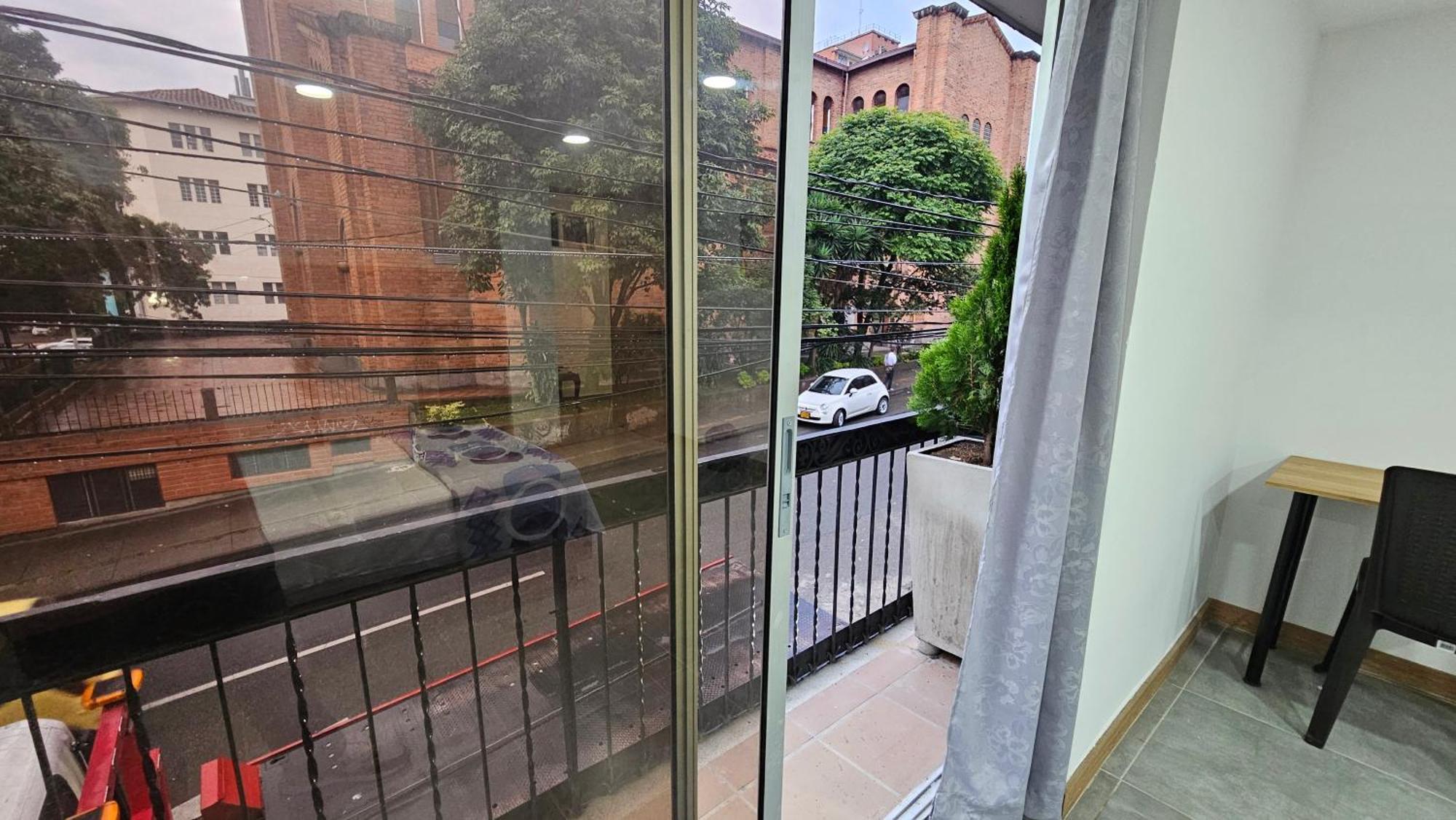 Komfort House Premium * Medellin