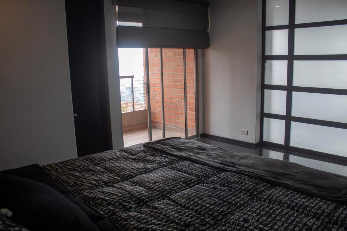 Apartment Near Provence Pool, Gym, Views And Wifi