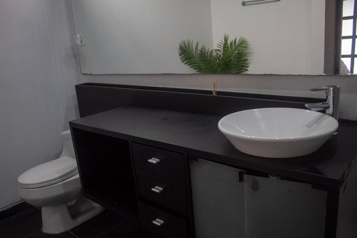 Apartment Near Provence Pool, Gym, Views And Wifi *