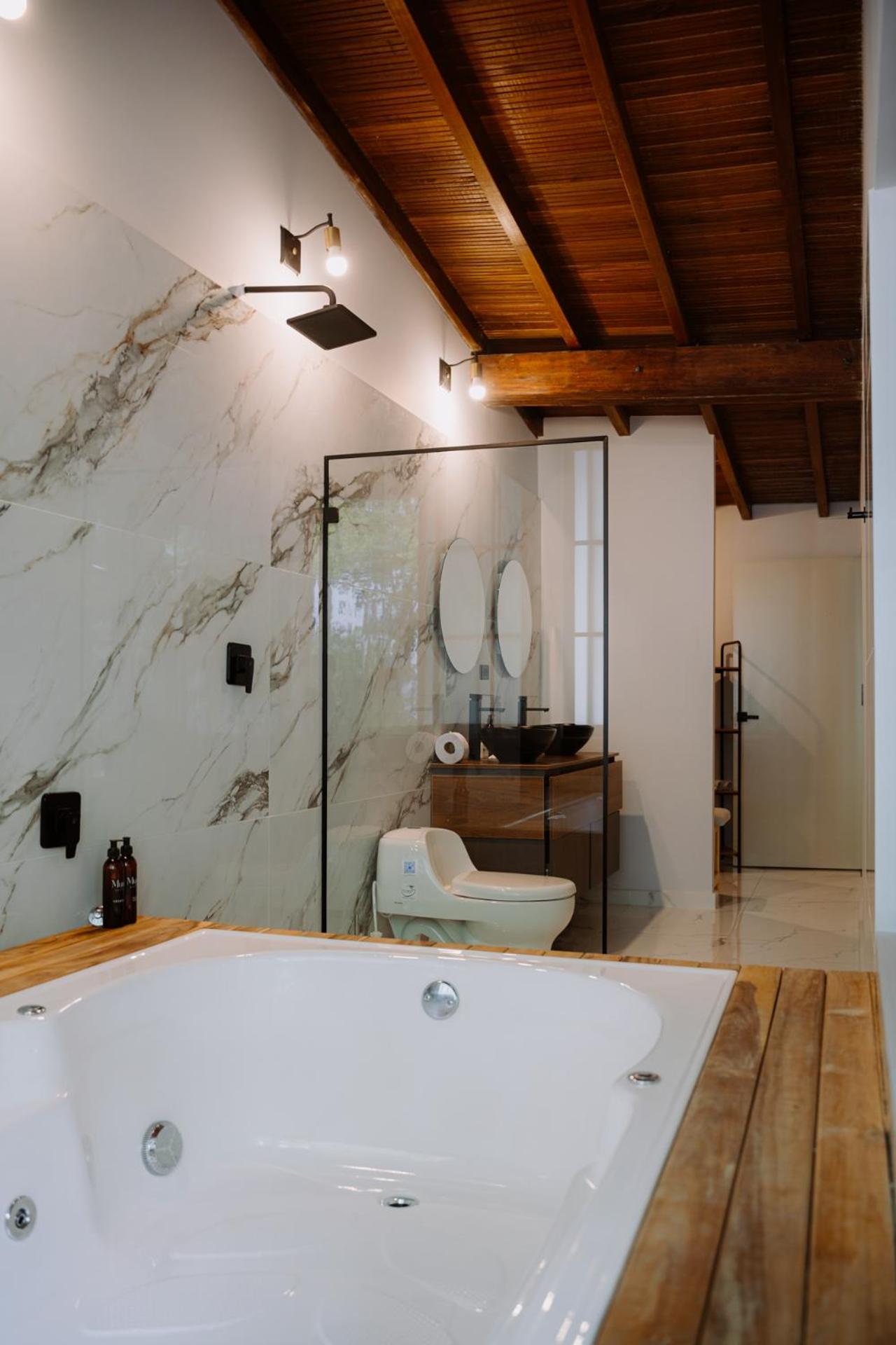 Apartasuite De Lujo Con Jacuzzi Privado El Poblado Medellin
