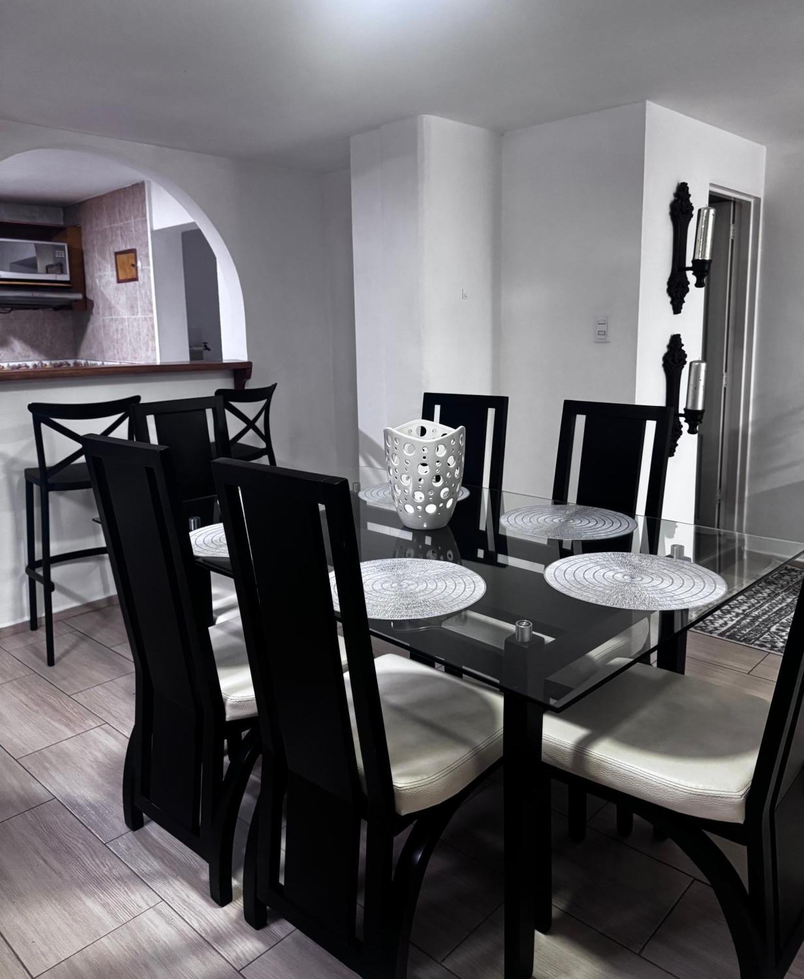 Apartment Amplio En *