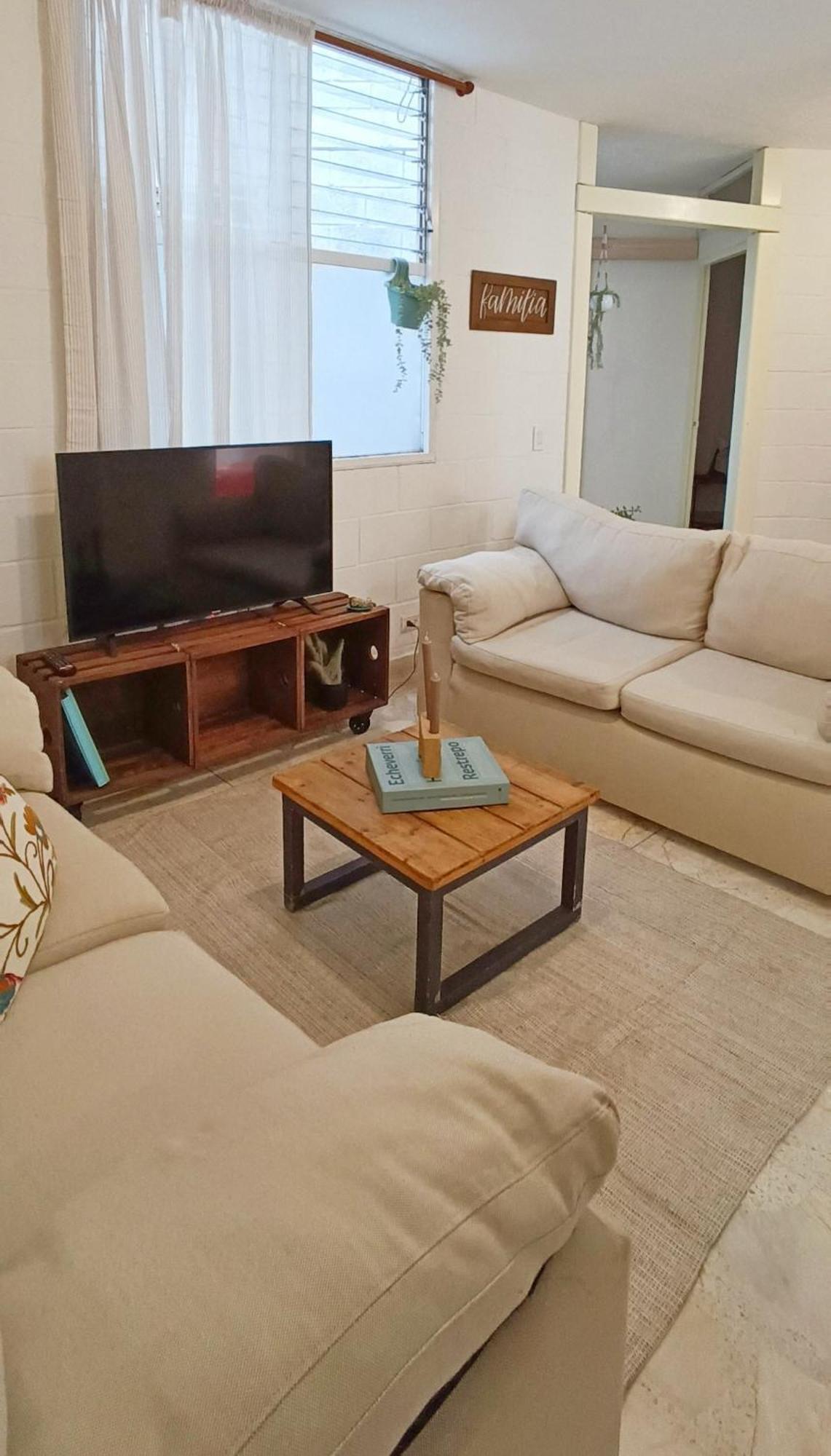 Acogedor En Laureles Apartment