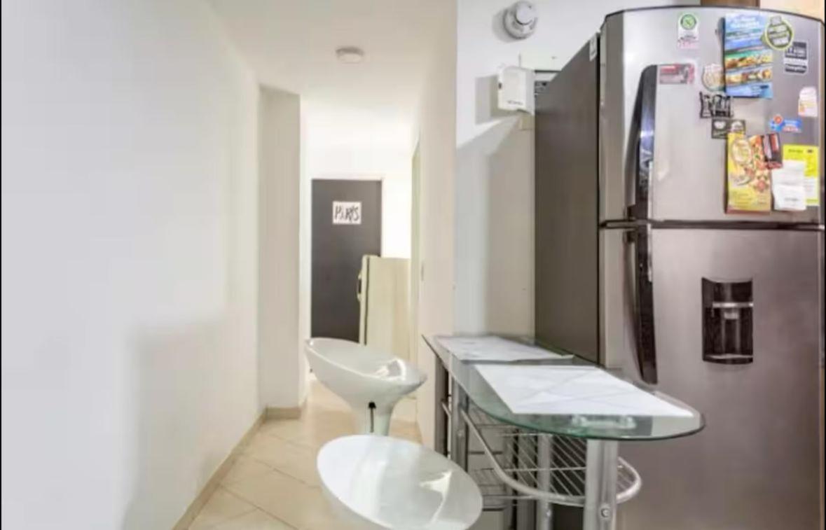 Privadas, Dentro De Apartamento, Comodas Y Muy Cercanas Al Poblado *