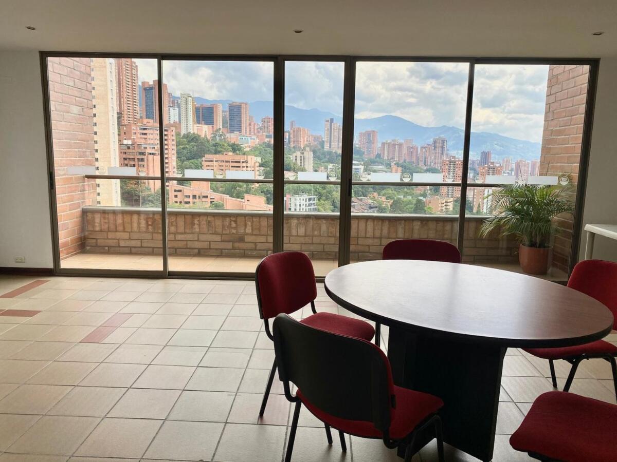 Great Location, Amazing View Apartment Medellin