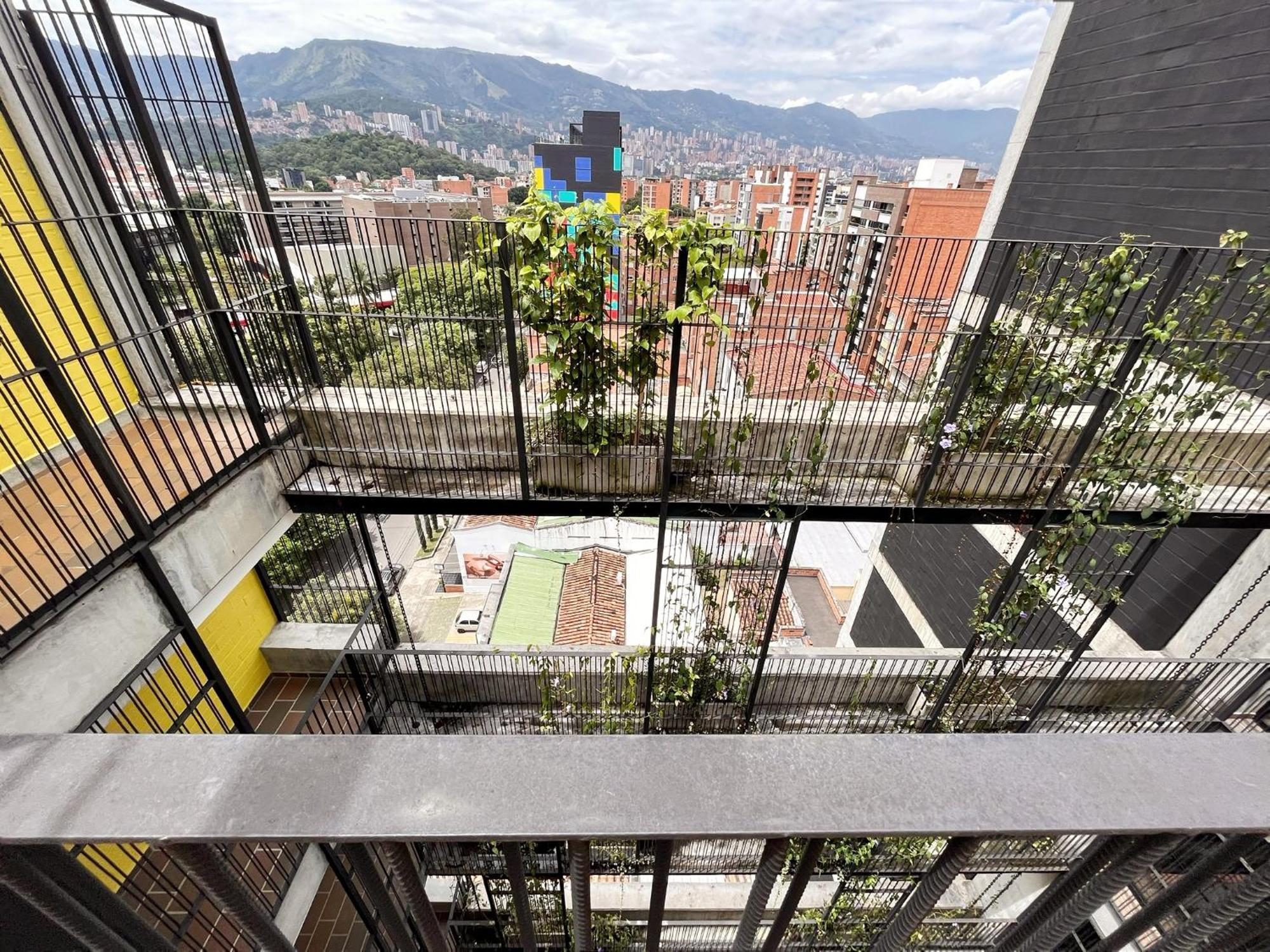 Enchanted Elegance In Laureles Apartment *