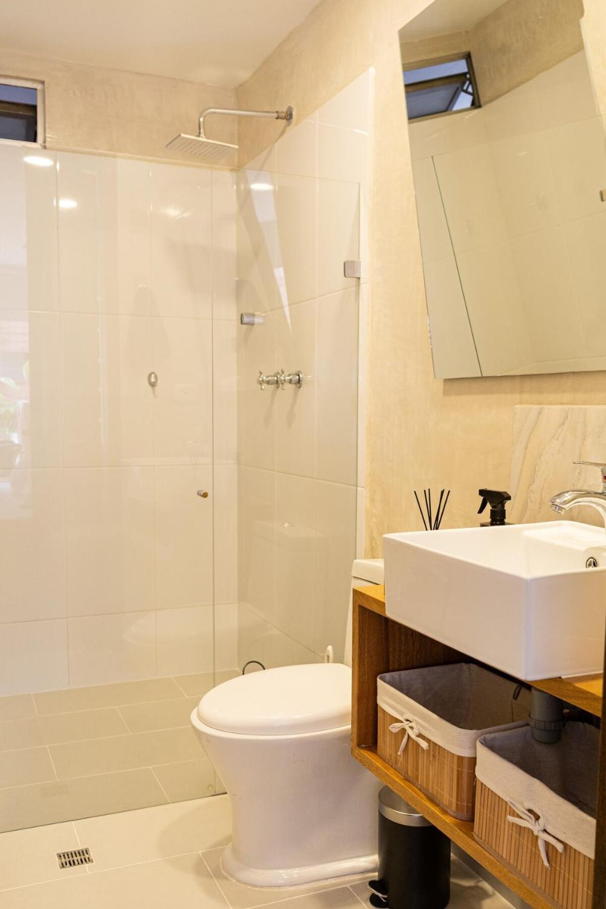 New W Private Jacuzzi & Ac Apartment *