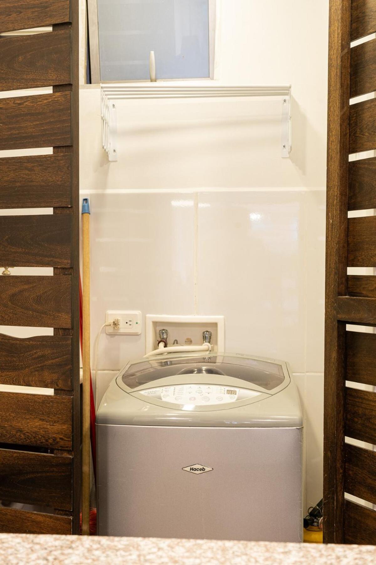 New W Private Jacuzzi & Ac Apartment Medellin