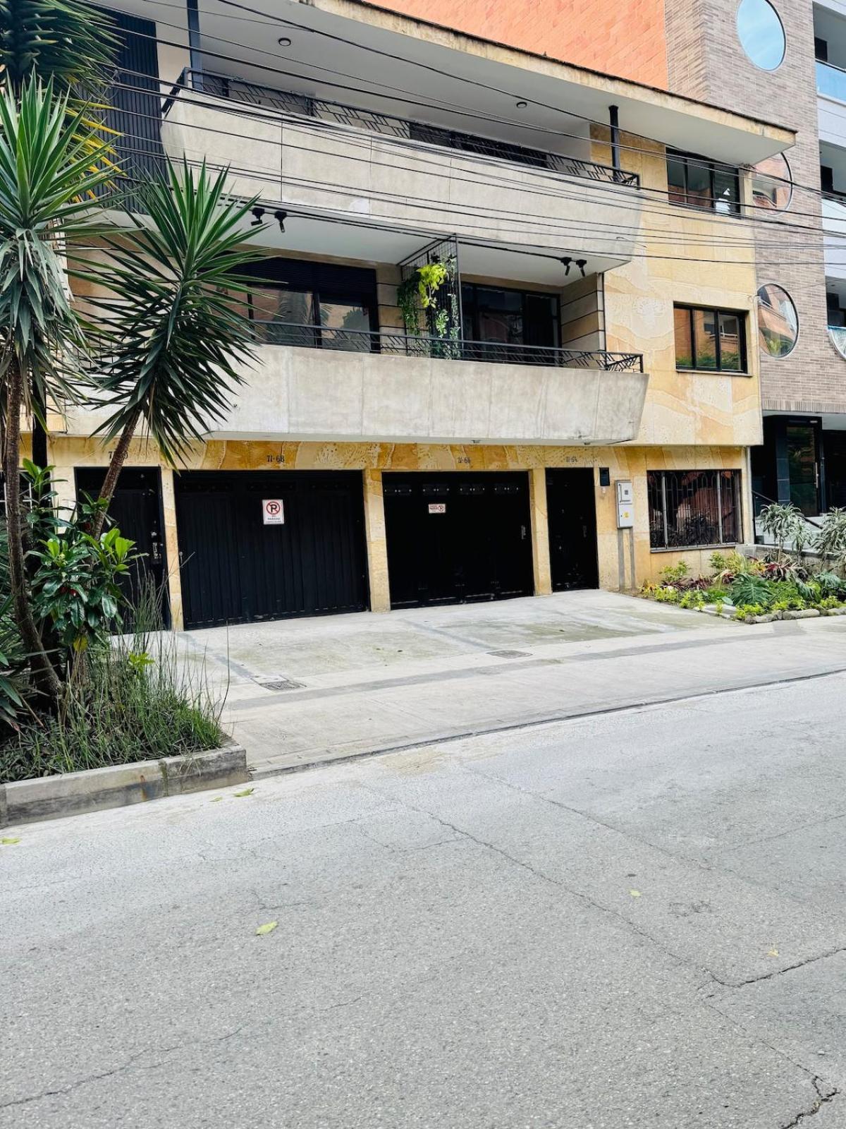 Laureles Apt1 Ac, In The World's Coolest Neighborhood Apartment *